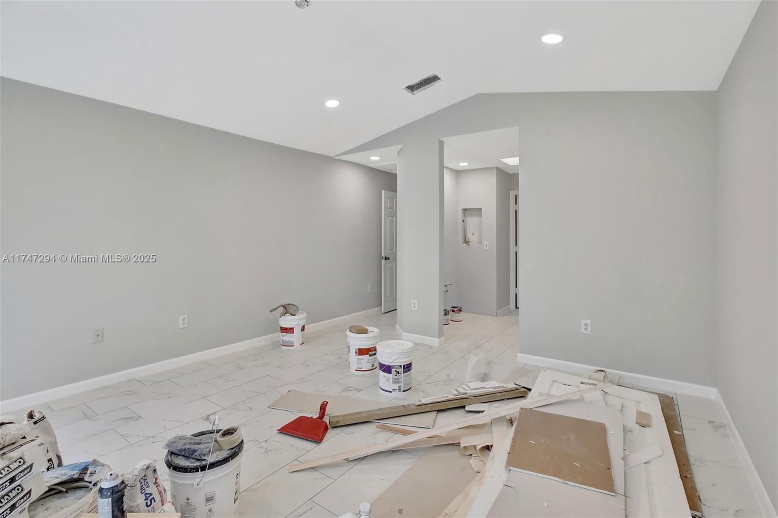 Real estate property located at 15260 Wilshire Ct, Broward, Hollywood Lakes Country C, Pembroke Pines, FL