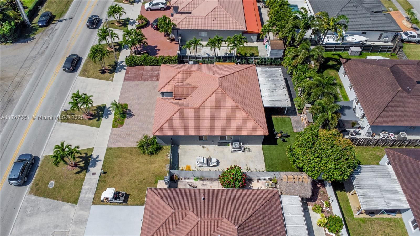 Real estate property located at 15333 184th St, Miami-dade, Jeannie Estates, Miami, FL
