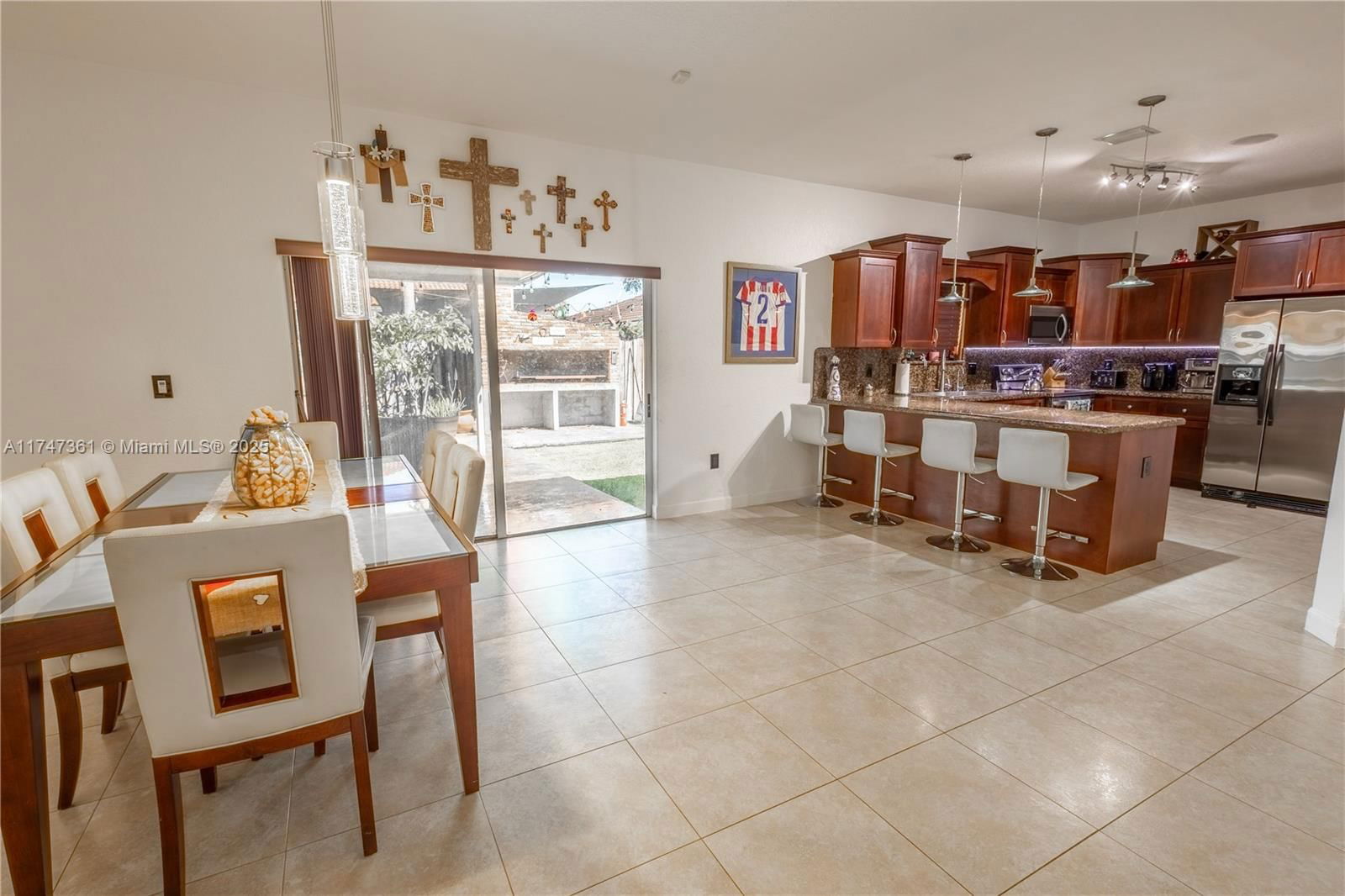 Real estate property located at 15333 184th St, Miami-dade, Jeannie Estates, Miami, FL