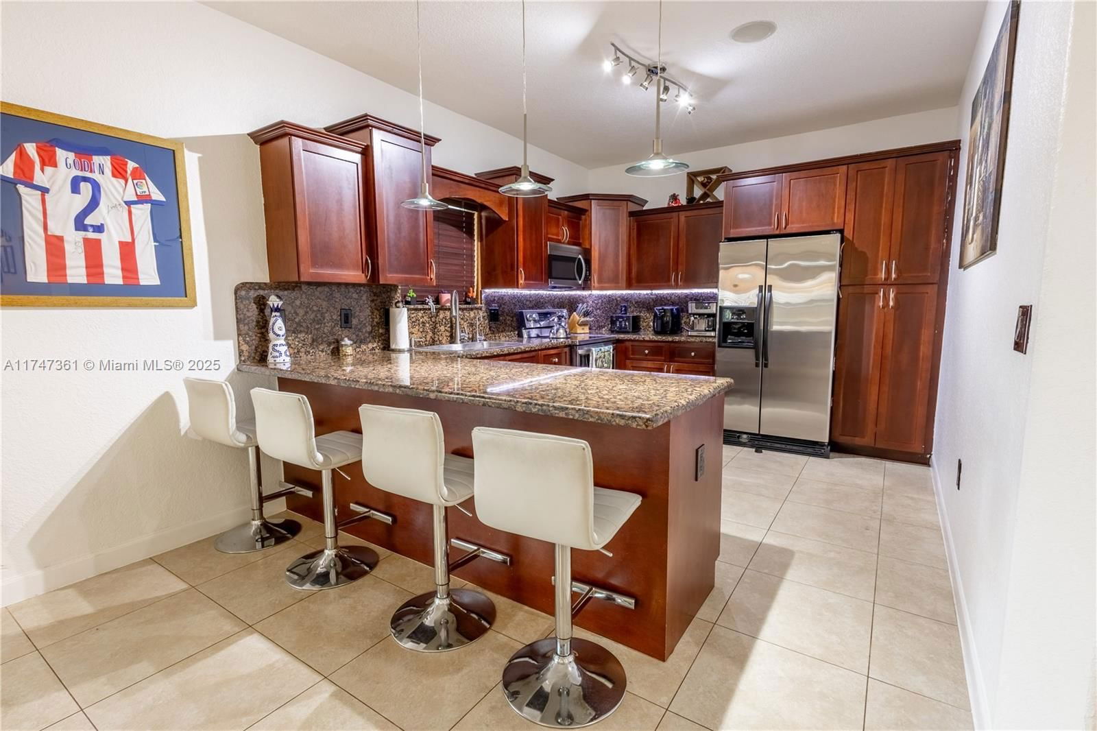Real estate property located at 15333 184th St, Miami-dade, Jeannie Estates, Miami, FL