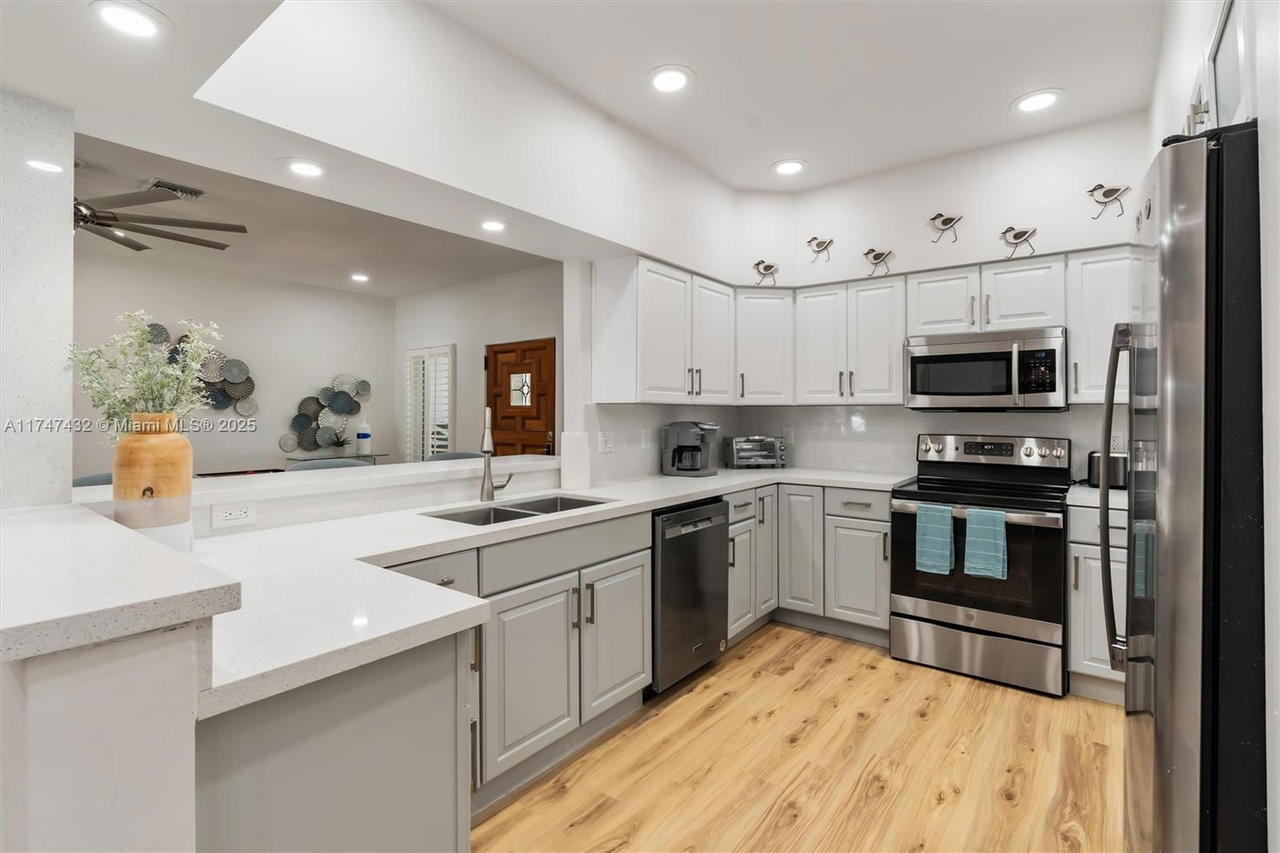 Real estate property located at 2513 12th St, Broward, Pompano Shores Sec B, Pompano Beach, FL