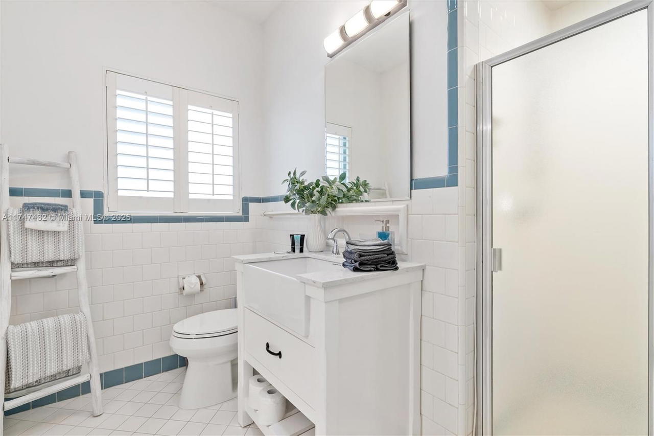 Real estate property located at 2513 12th St, Broward, Pompano Shores Sec B, Pompano Beach, FL
