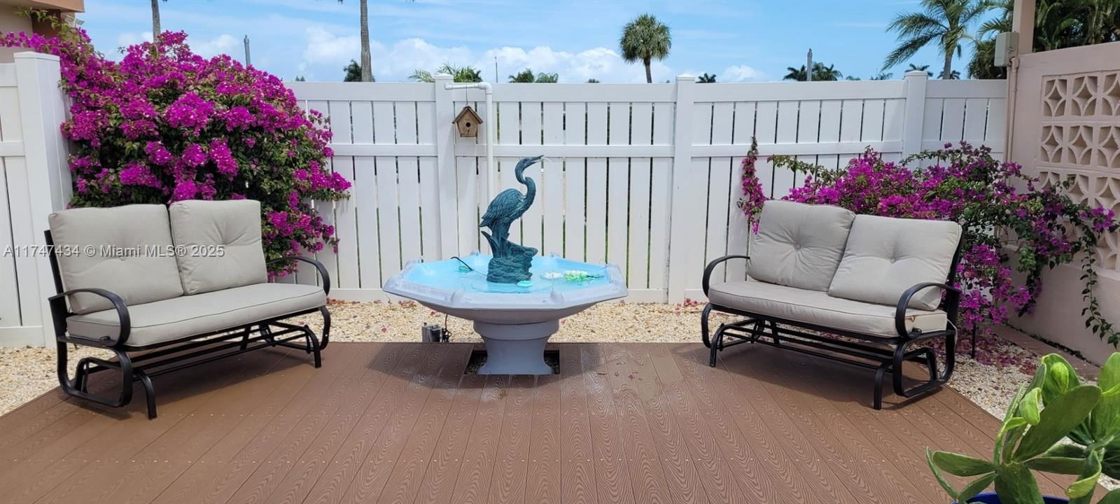 Real estate property located at 2520 Dudley Dr E, Palm Beach, Cresthaven Villas Condo 2, West Palm Beach, FL