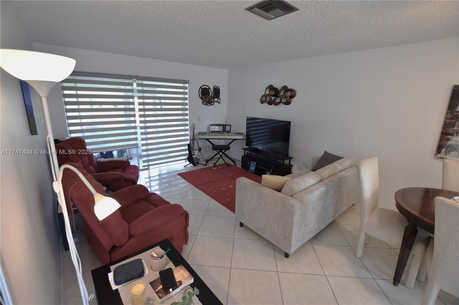 Real estate property located at 2520 Dudley Dr E, Palm Beach, Cresthaven Villas Condo 2, West Palm Beach, FL