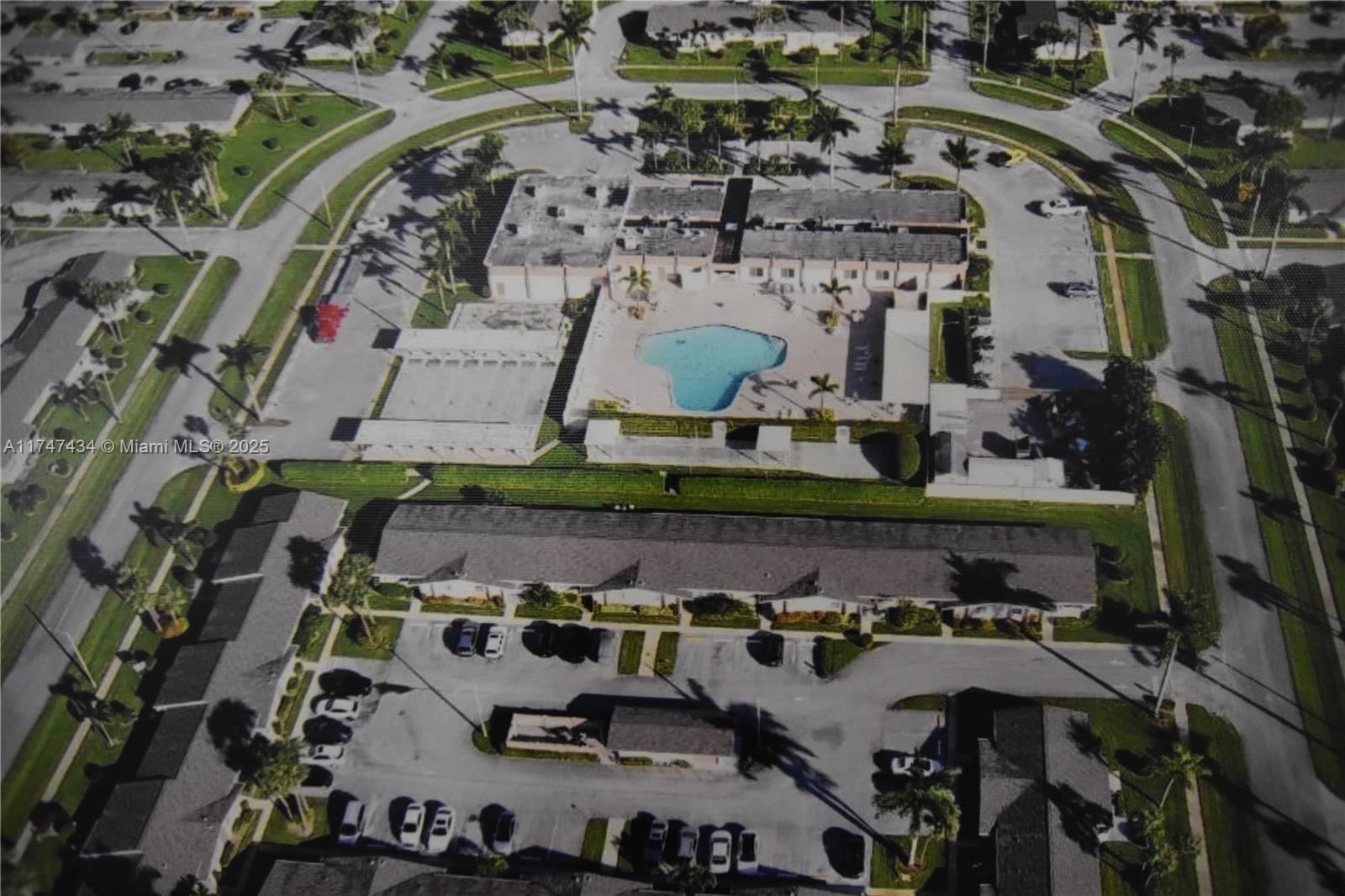 Real estate property located at 2520 Dudley Dr E, Palm Beach, Cresthaven Villas Condo 2, West Palm Beach, FL
