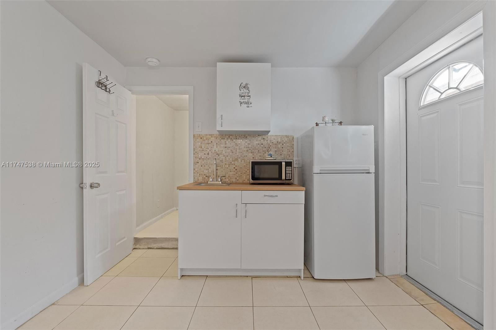 Real estate property located at 2022 Rodman St, Broward, Hollywood South Side Add, Hollywood, FL