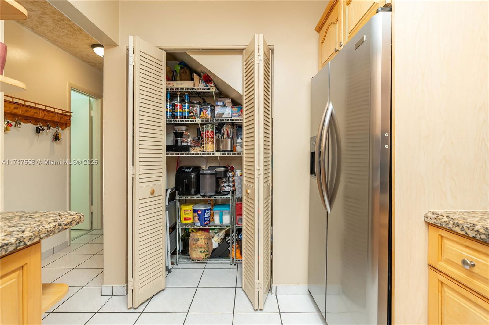 Real estate property located at 6345 27th Ln #108-14, Miami-dade, Lago Grande Five-a Condo, Hialeah, FL