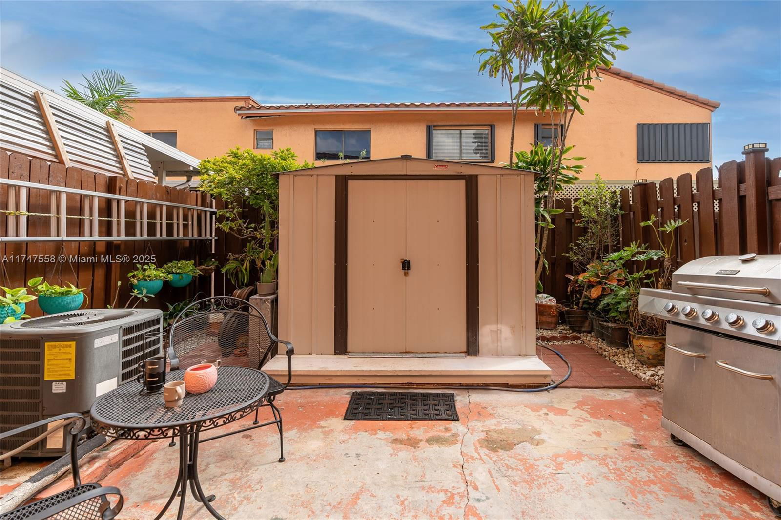 Real estate property located at 6345 27th Ln #108-14, Miami-dade, Lago Grande Five-a Condo, Hialeah, FL