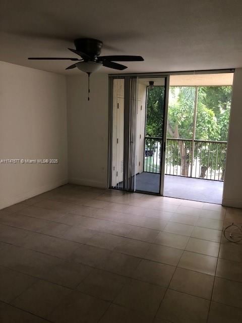 Real estate property located at 8353 Lake Dr #302, Miami-dade, Las Vistas At Doral Condo, Doral, FL