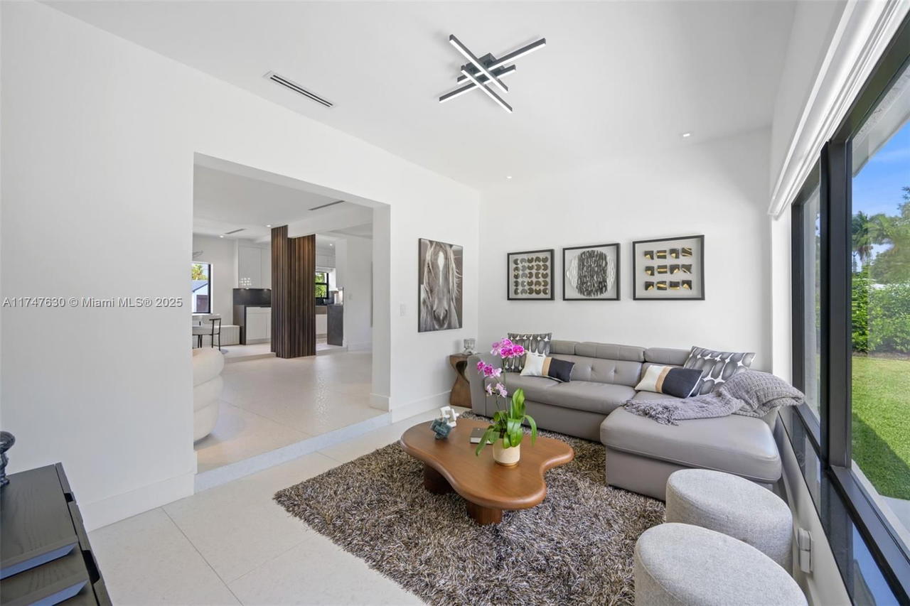 Real estate property located at 14745 Spur Dr, Miami-dade, Bisc Gardens Sec D, Miami, FL