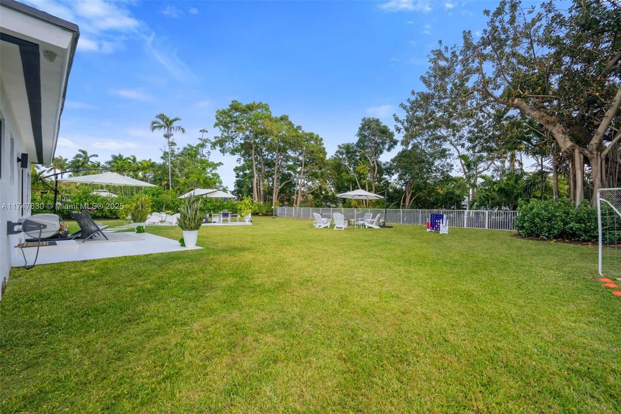 Real estate property located at 14745 Spur Dr, Miami-dade, Bisc Gardens Sec D, Miami, FL