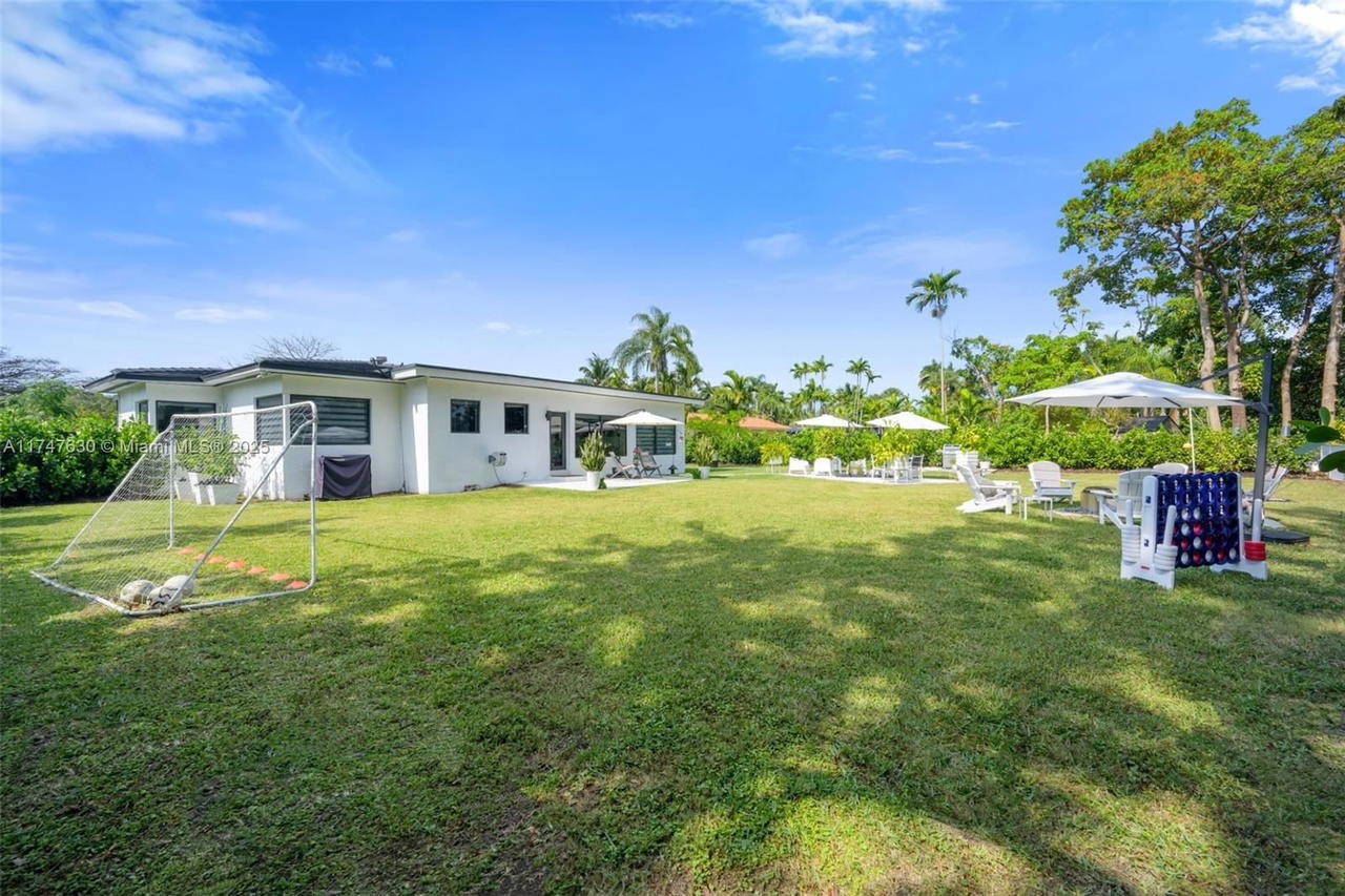 Real estate property located at 14745 Spur Dr, Miami-dade, Bisc Gardens Sec D, Miami, FL