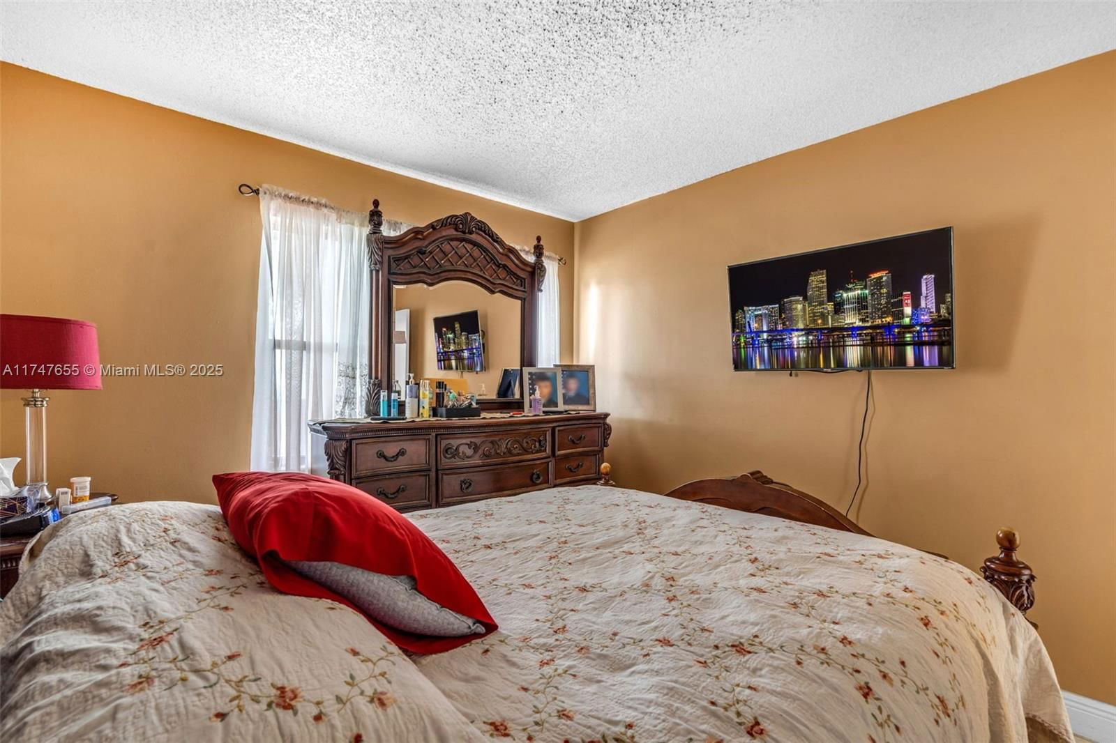 Real estate property located at 10105 9th St Cir #9-105, Miami-dade, Las Brisas Village Condo, Miami, FL