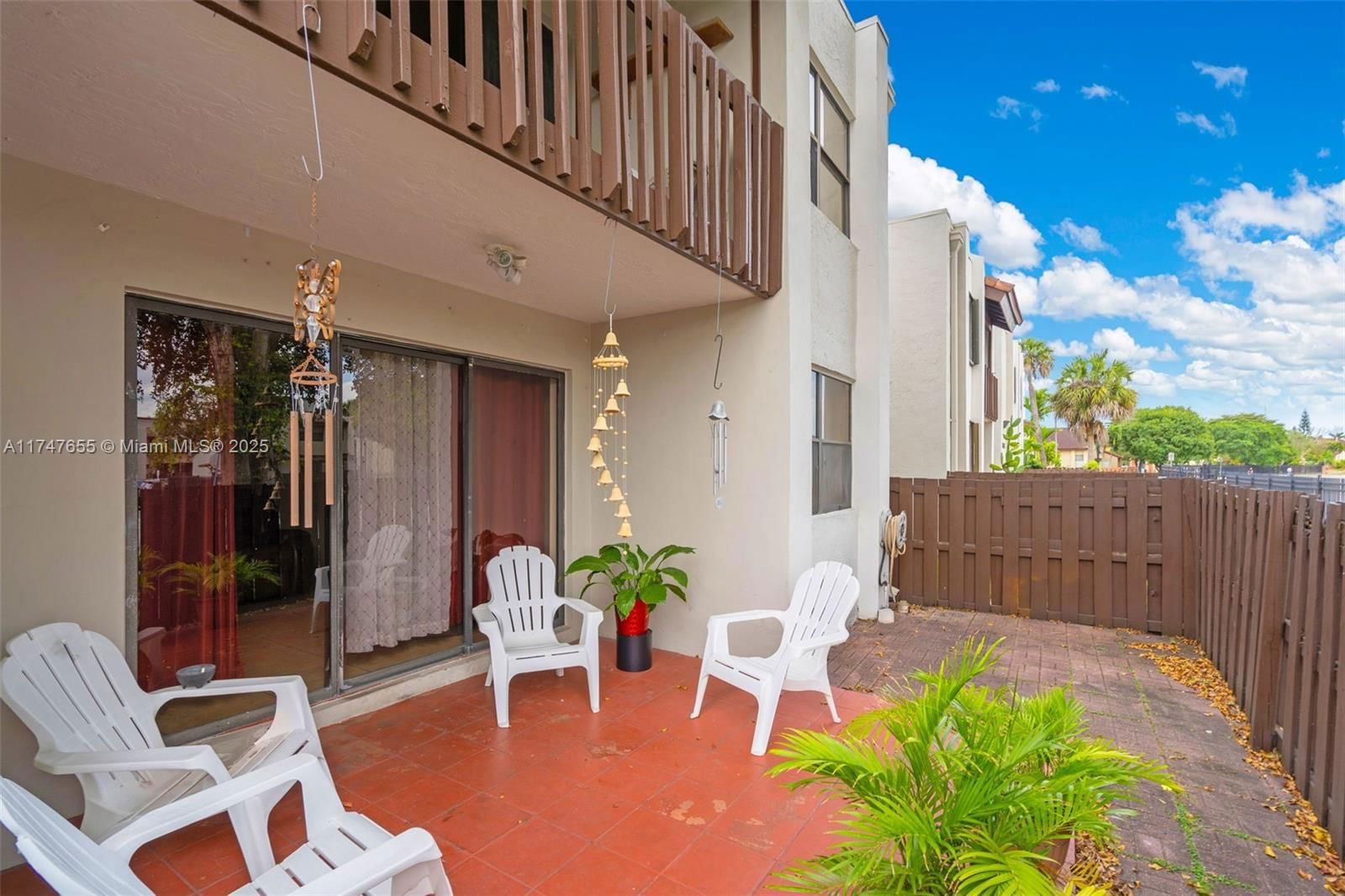 Real estate property located at 10105 9th St Cir #9-105, Miami-dade, Las Brisas Village Condo, Miami, FL