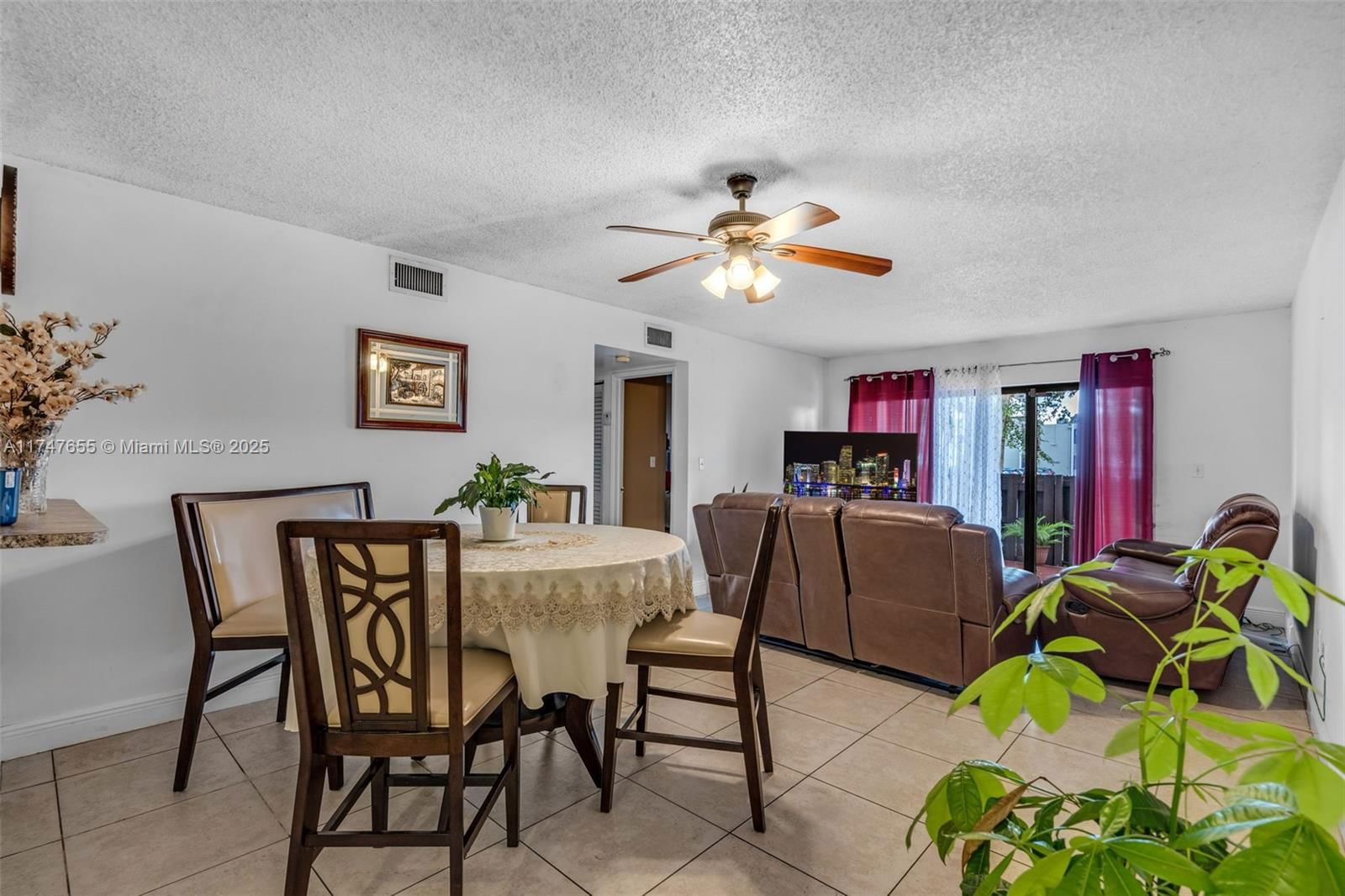 Real estate property located at 10105 9th St Cir #9-105, Miami-dade, Las Brisas Village Condo, Miami, FL