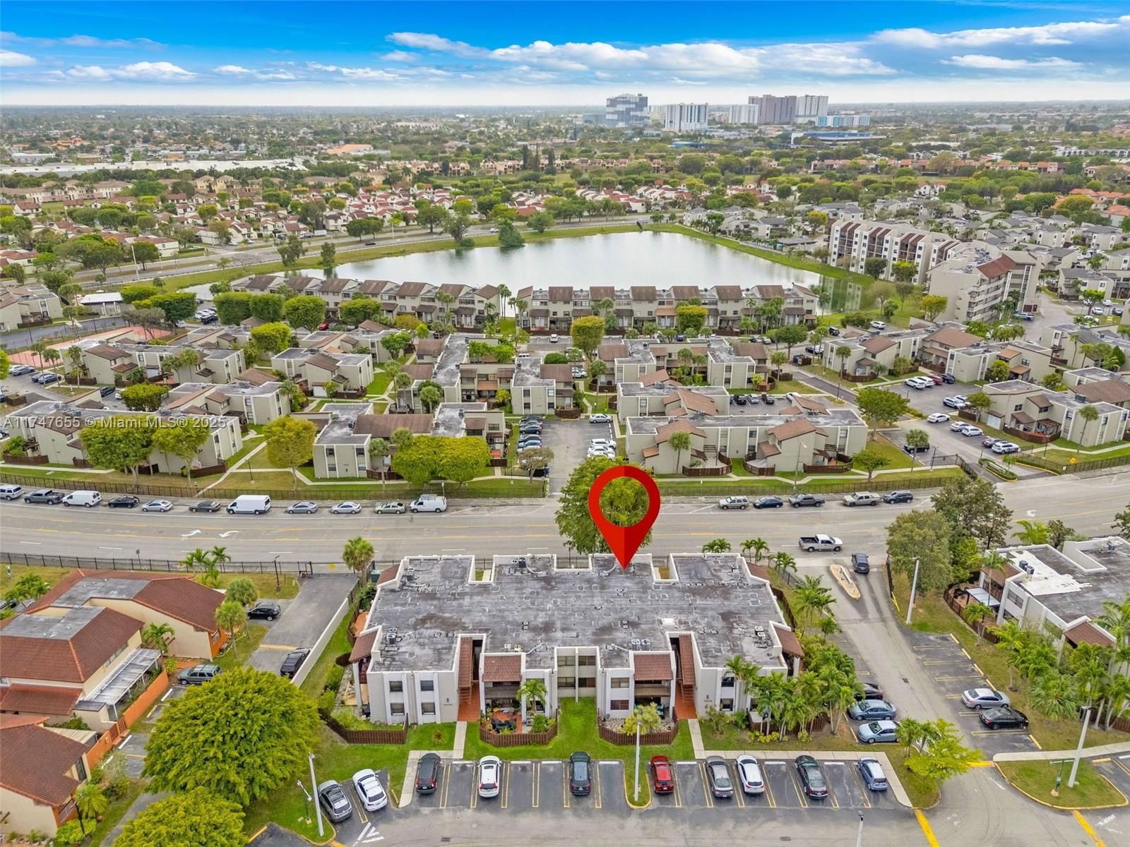 Real estate property located at 10105 9th St Cir #9-105, Miami-dade, Las Brisas Village Condo, Miami, FL