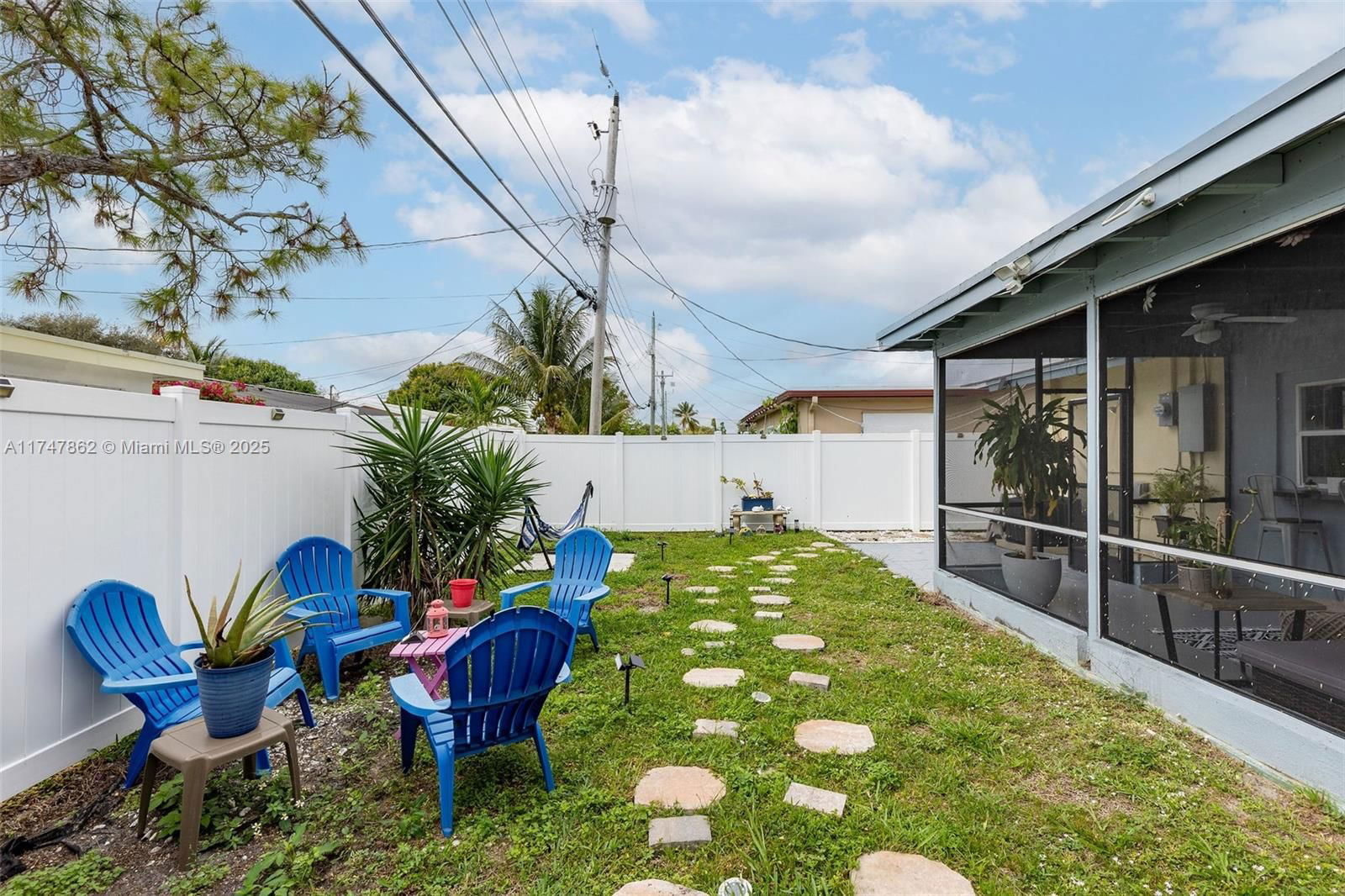 Real estate property located at 2304 54th St, Broward, Tamarac Lakes North 3rd S, Tamarac, FL