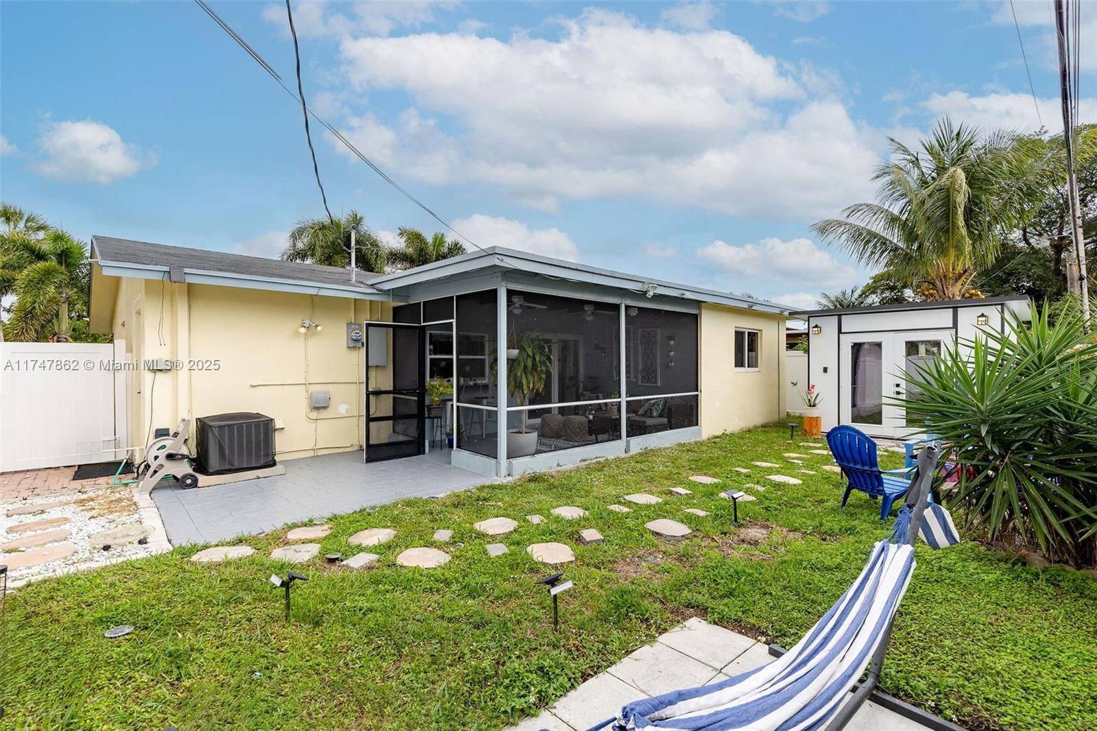 Real estate property located at 2304 54th St, Broward, Tamarac Lakes North 3rd S, Tamarac, FL