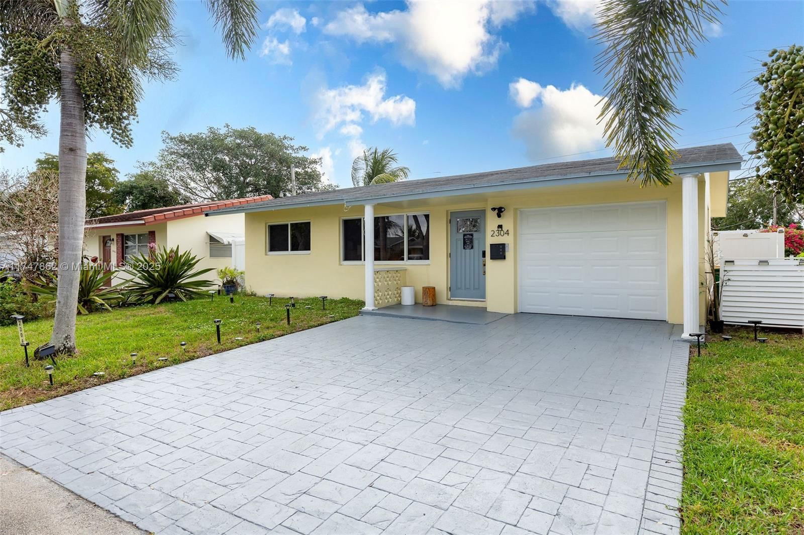 Real estate property located at 2304 54th St, Broward, Tamarac Lakes North 3rd S, Tamarac, FL