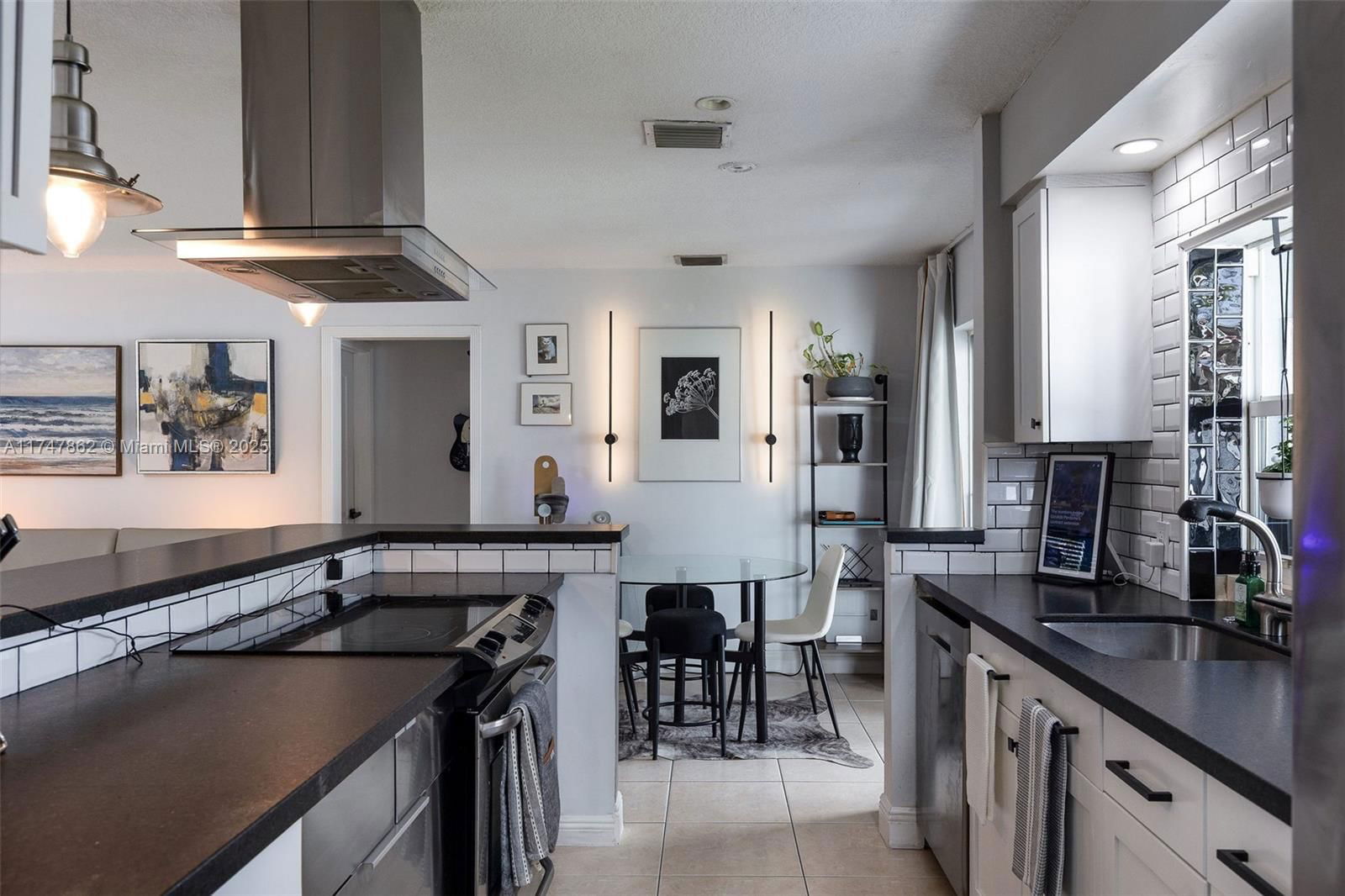 Real estate property located at 2304 54th St, Broward, Tamarac Lakes North 3rd S, Tamarac, FL