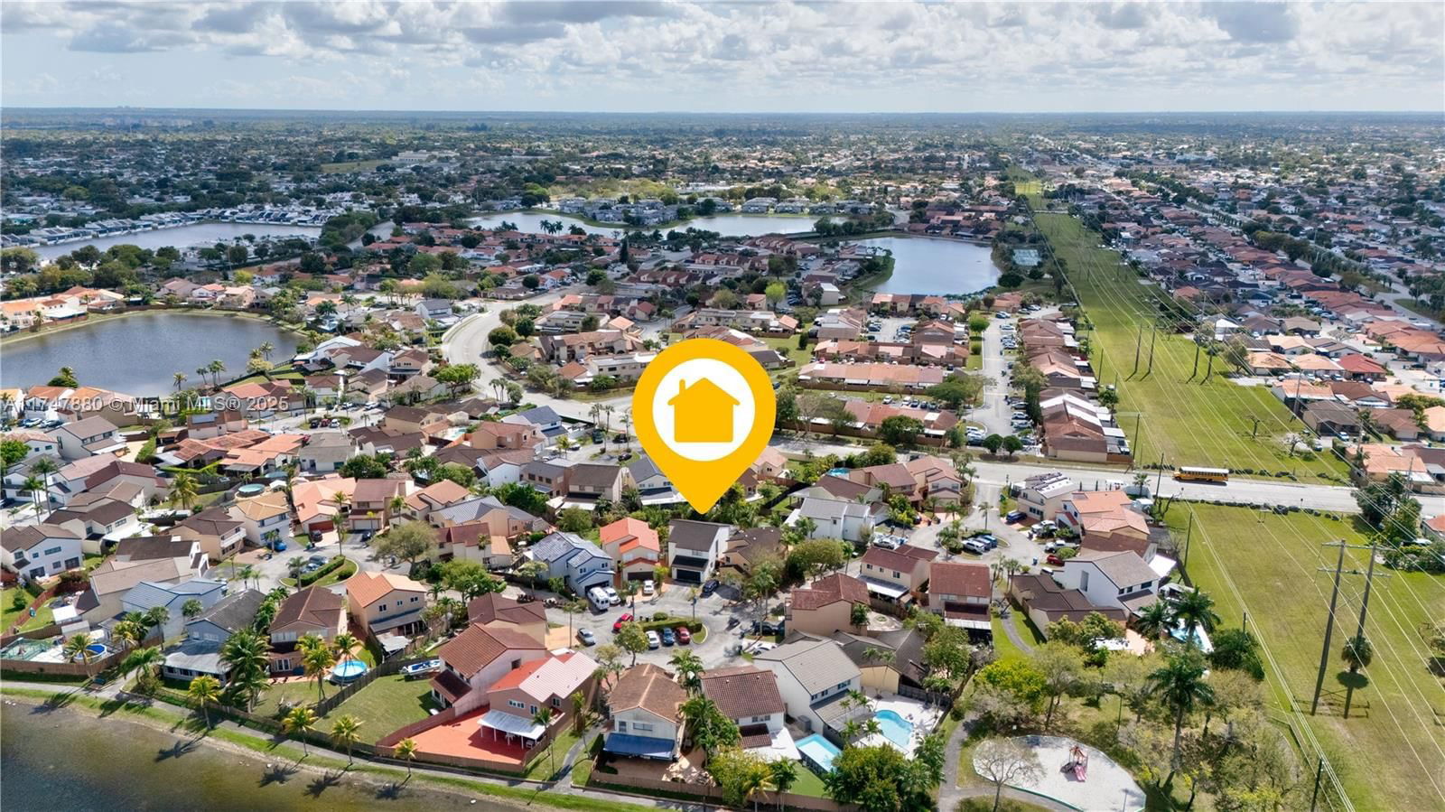 Real estate property located at 1089 135th Pl, Miami-dade, Tamiami Lakes Sec 6, Miami, FL