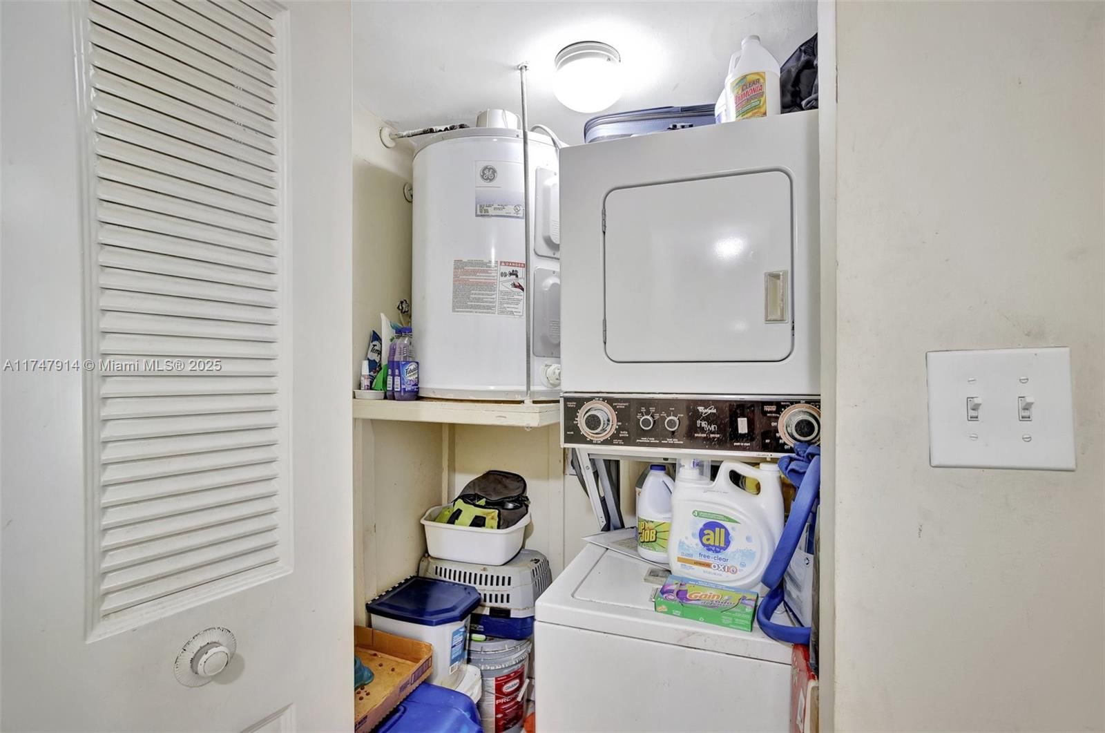 Real estate property located at 5841 Washington St #62, Broward, Hampton Court Condo, Hollywood, FL