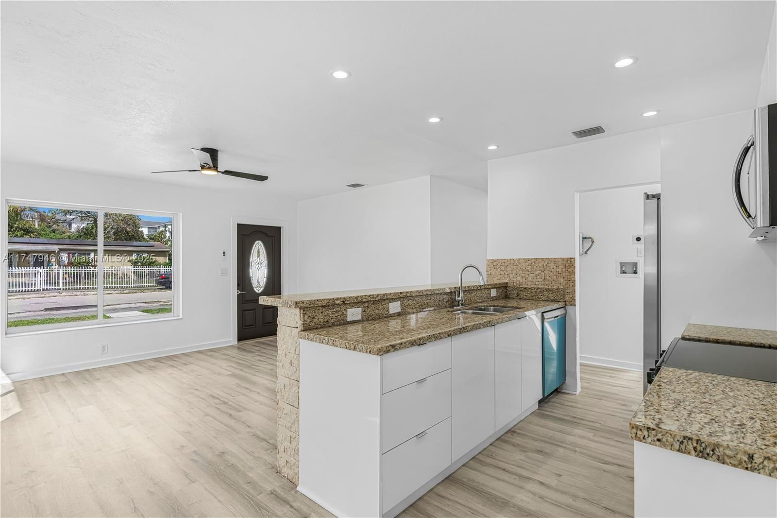 Real estate property located at 1080 213th Ter, Miami-dade, Ives Estates Sec 5, Miami, FL