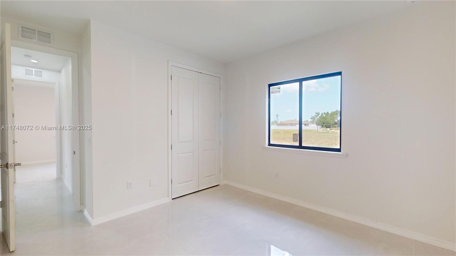 Real estate property located at 2700 20th Terrace, Lee, Cape Coral, Cape Coral, FL