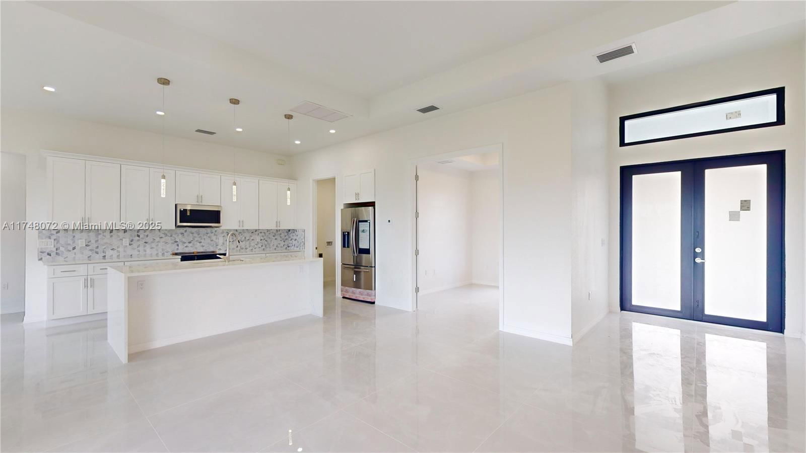 Real estate property located at 2700 20th Terrace, Lee, Cape Coral, Cape Coral, FL