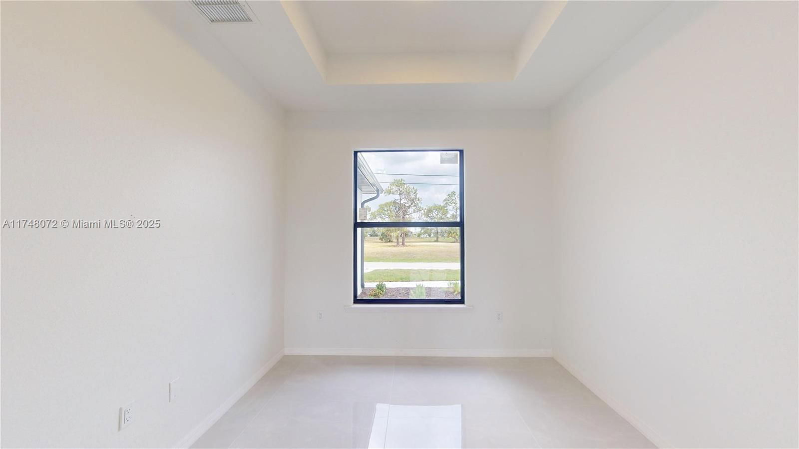 Real estate property located at 2700 20th Terrace, Lee, Cape Coral, Cape Coral, FL