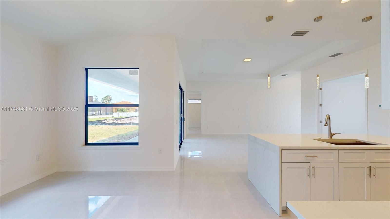 Real estate property located at 1902 28th Ave, Lee, Cape Coral, Cape Coral, FL