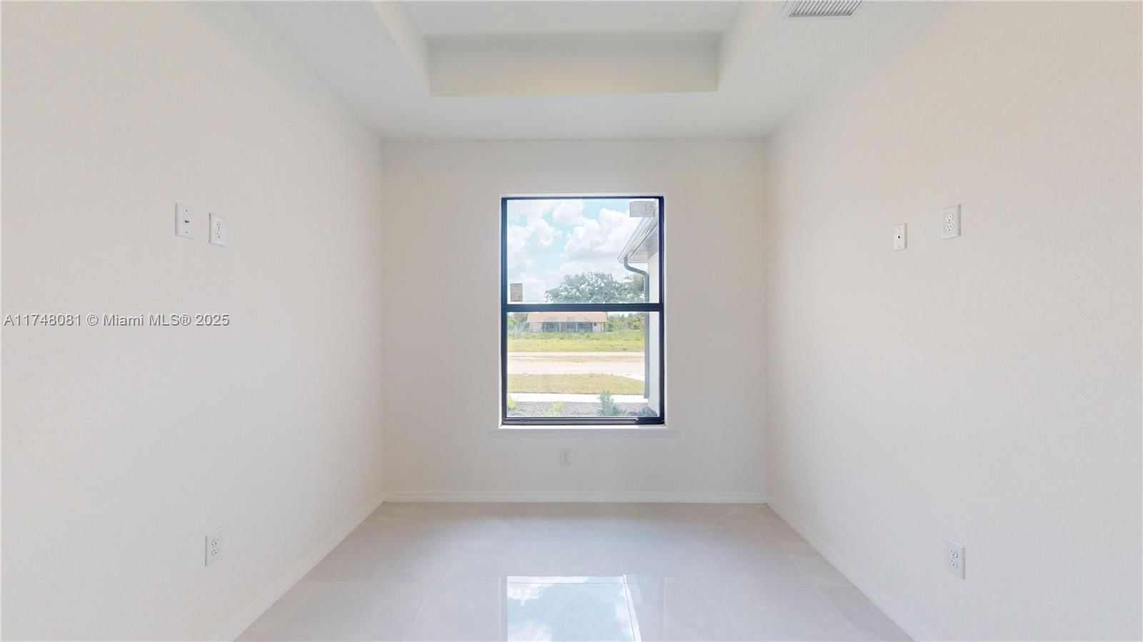 Real estate property located at 1902 28th Ave, Lee, Cape Coral, Cape Coral, FL