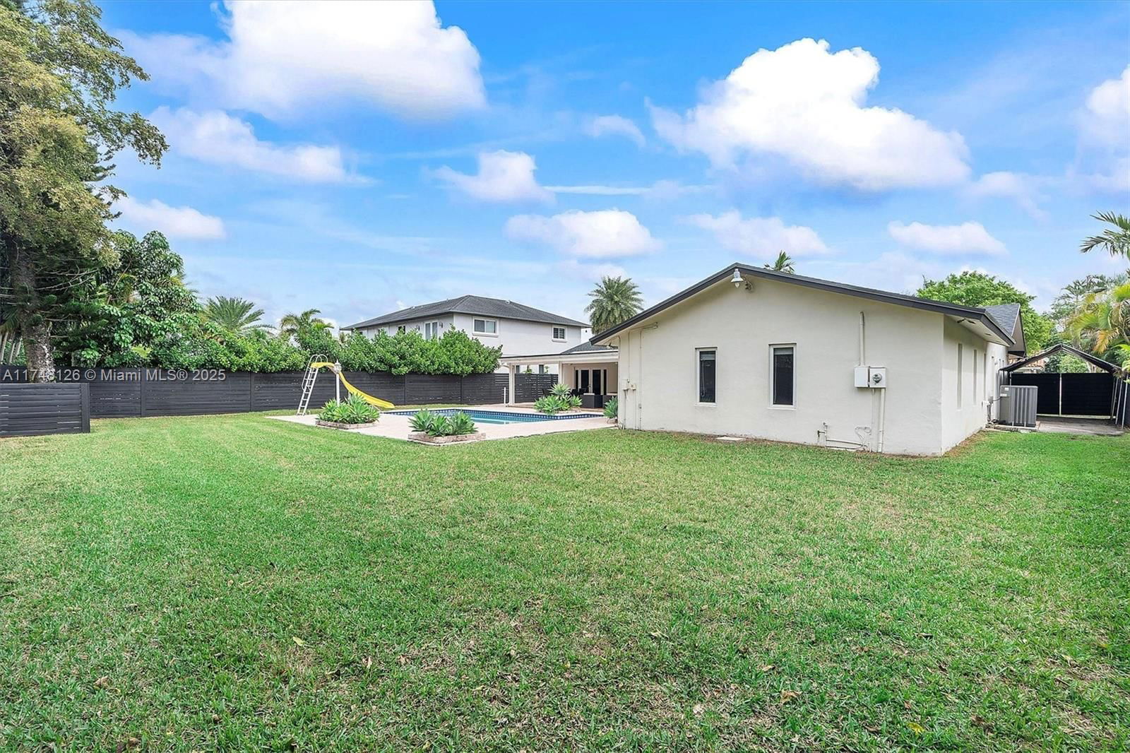 Real estate property located at 7020 95th Ct, Miami-dade, Edkar Sub, Miami, FL