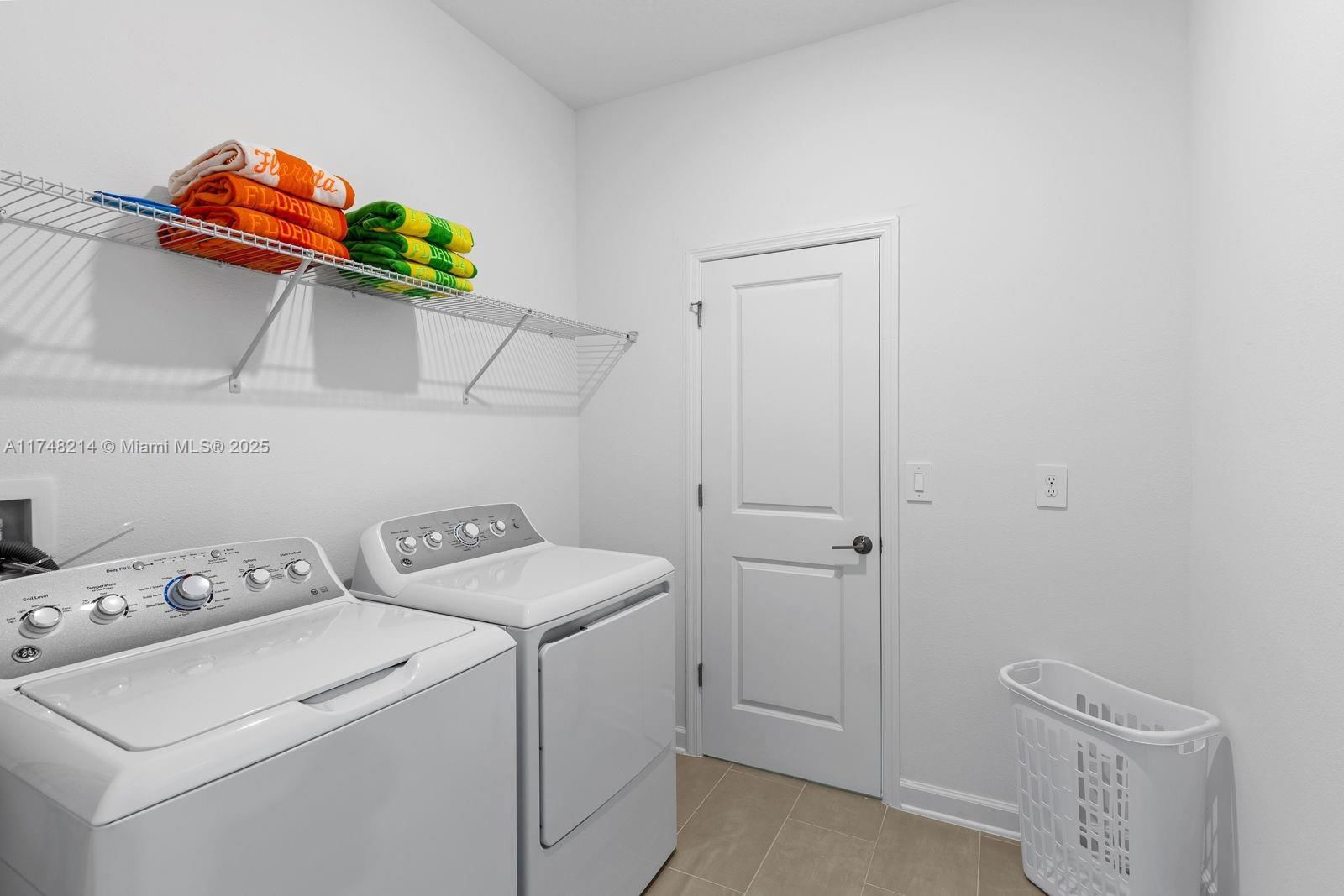 Real estate property located at 611 SWEET BIRDIE ST, Osceola, Fox North, Other City - In The State Of Florida, FL