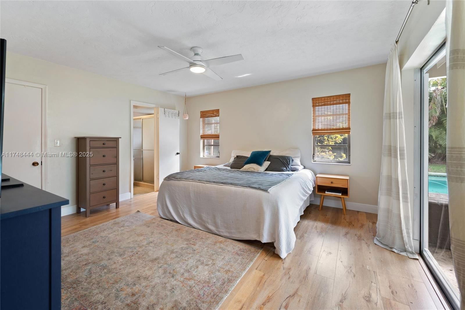 Real estate property located at 940 52nd Ave, Broward, Plantation Park Lakesites, Plantation, FL