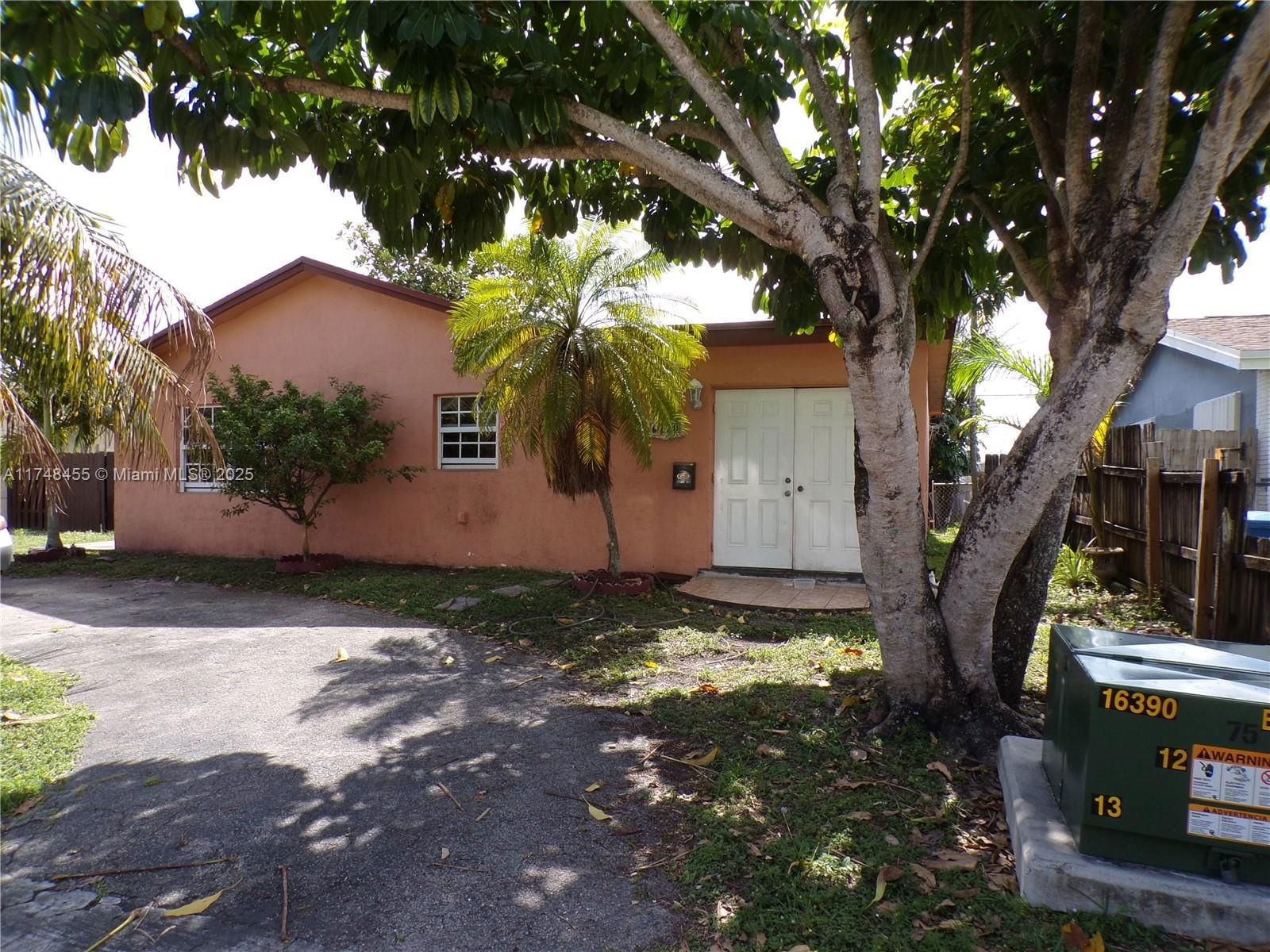 Real estate property located at 6220 12th Ct, Broward, Sunrise Golf Village Sec, Sunrise, FL