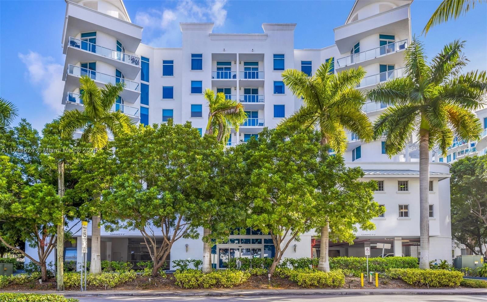 Real estate property located at 3030 188th St #602, Miami-dade, 3030 Aventura Condo, Aventura, FL