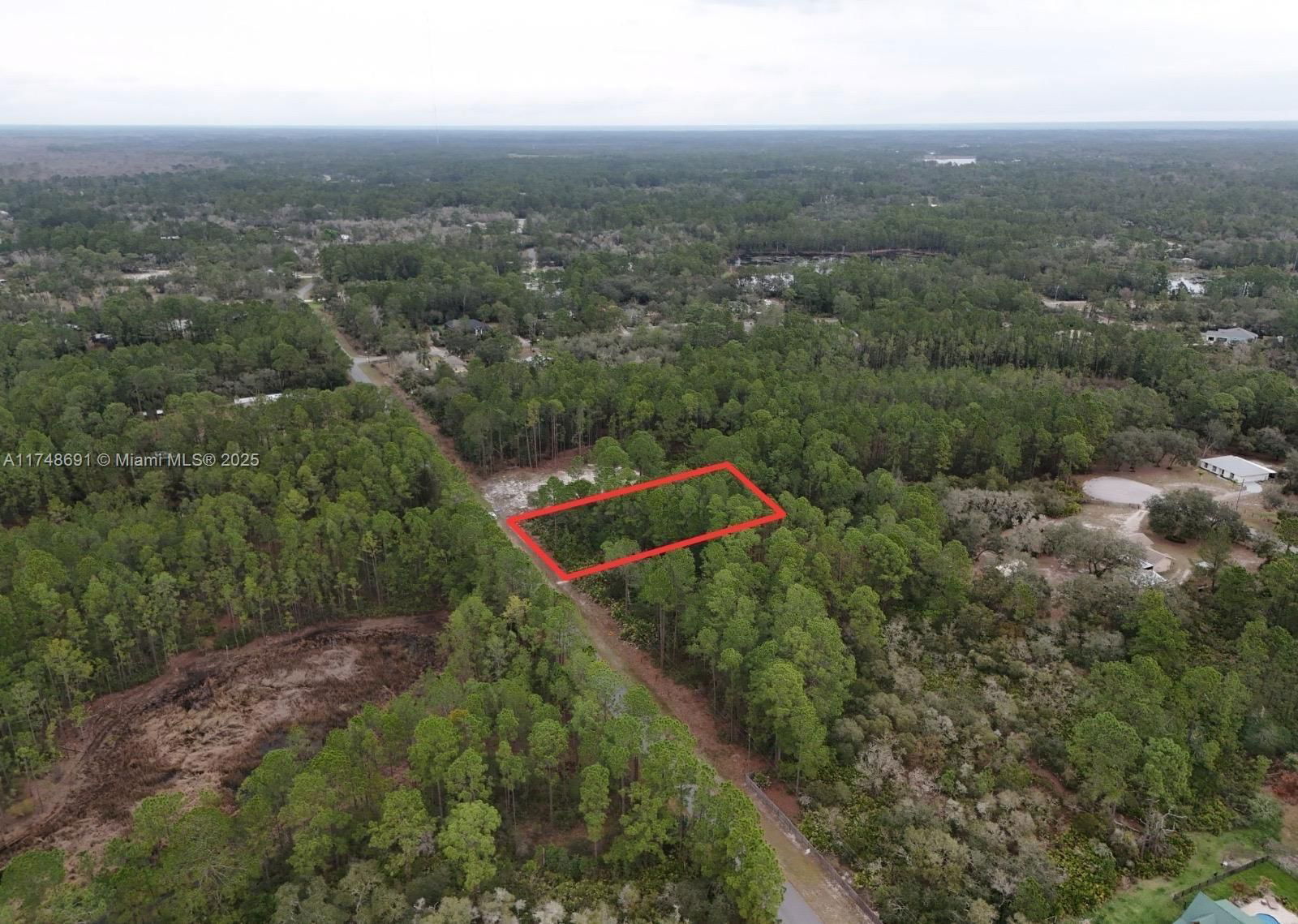 Real estate property located at 0 POINCIANA ST, Lake, Royal Trails Unit 01, Other City - In The State Of Florida, FL