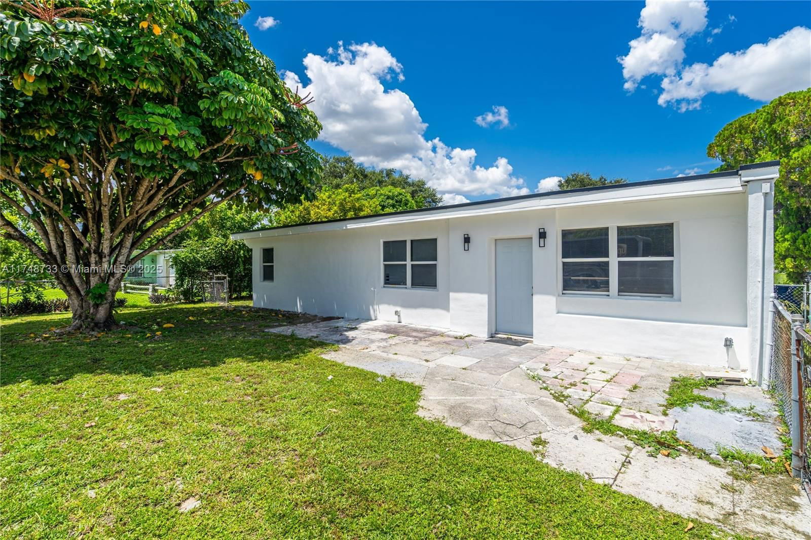 Real estate property located at 1790 148th St, Miami-dade, Arch Creeks Estates, Miami, FL