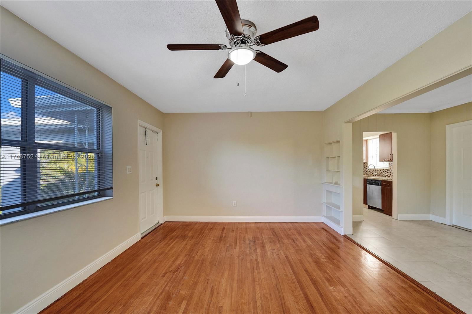 Real estate property located at 250 Carolina Ave, Broward, Melrose Park Sect 1, Fort Lauderdale, FL
