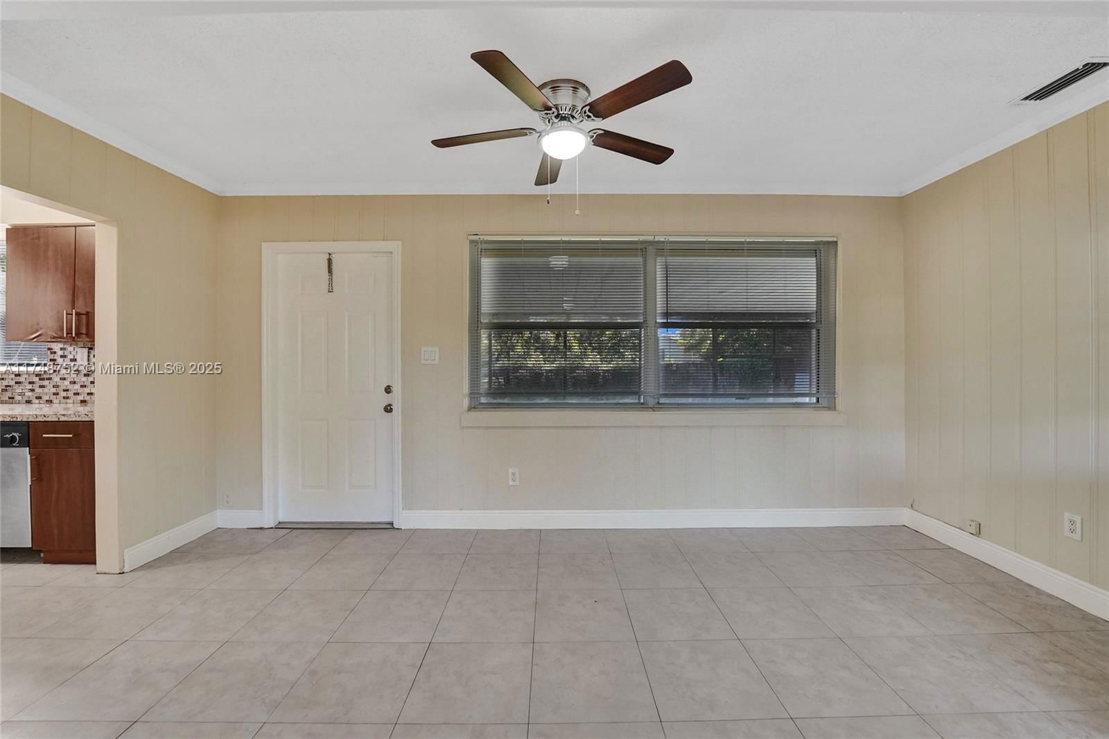 Real estate property located at 250 Carolina Ave, Broward, Melrose Park Sect 1, Fort Lauderdale, FL