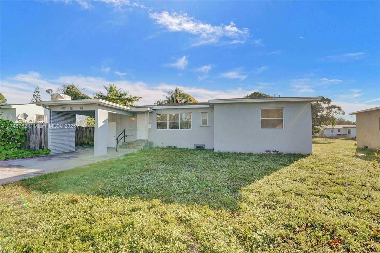 Real estate property located at 250 Carolina Ave, Broward, Melrose Park Sect 1, Fort Lauderdale, FL