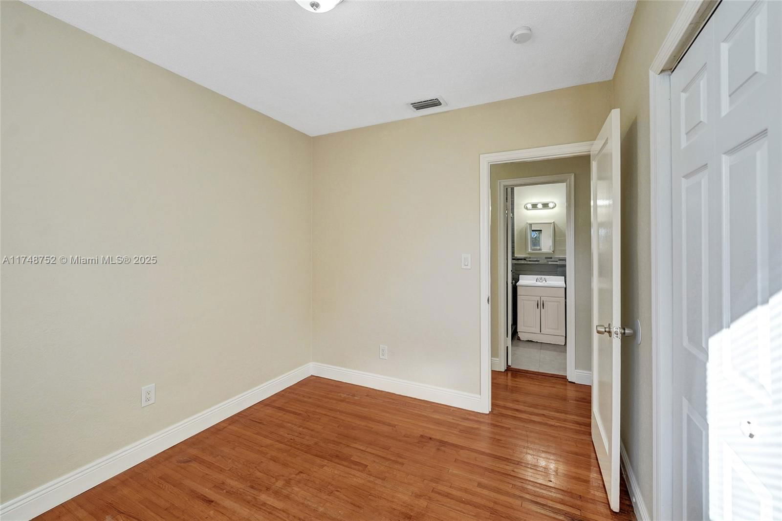 Real estate property located at 250 Carolina Ave, Broward, Melrose Park Sect 1, Fort Lauderdale, FL