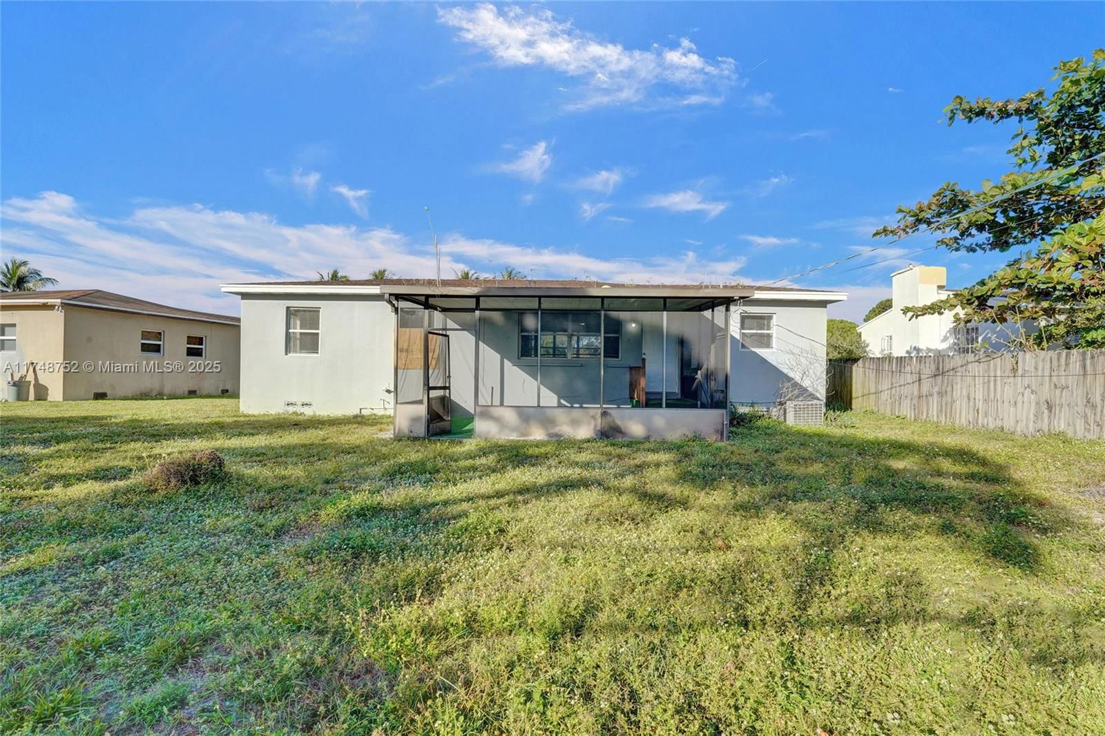 Real estate property located at 250 Carolina Ave, Broward, Melrose Park Sect 1, Fort Lauderdale, FL