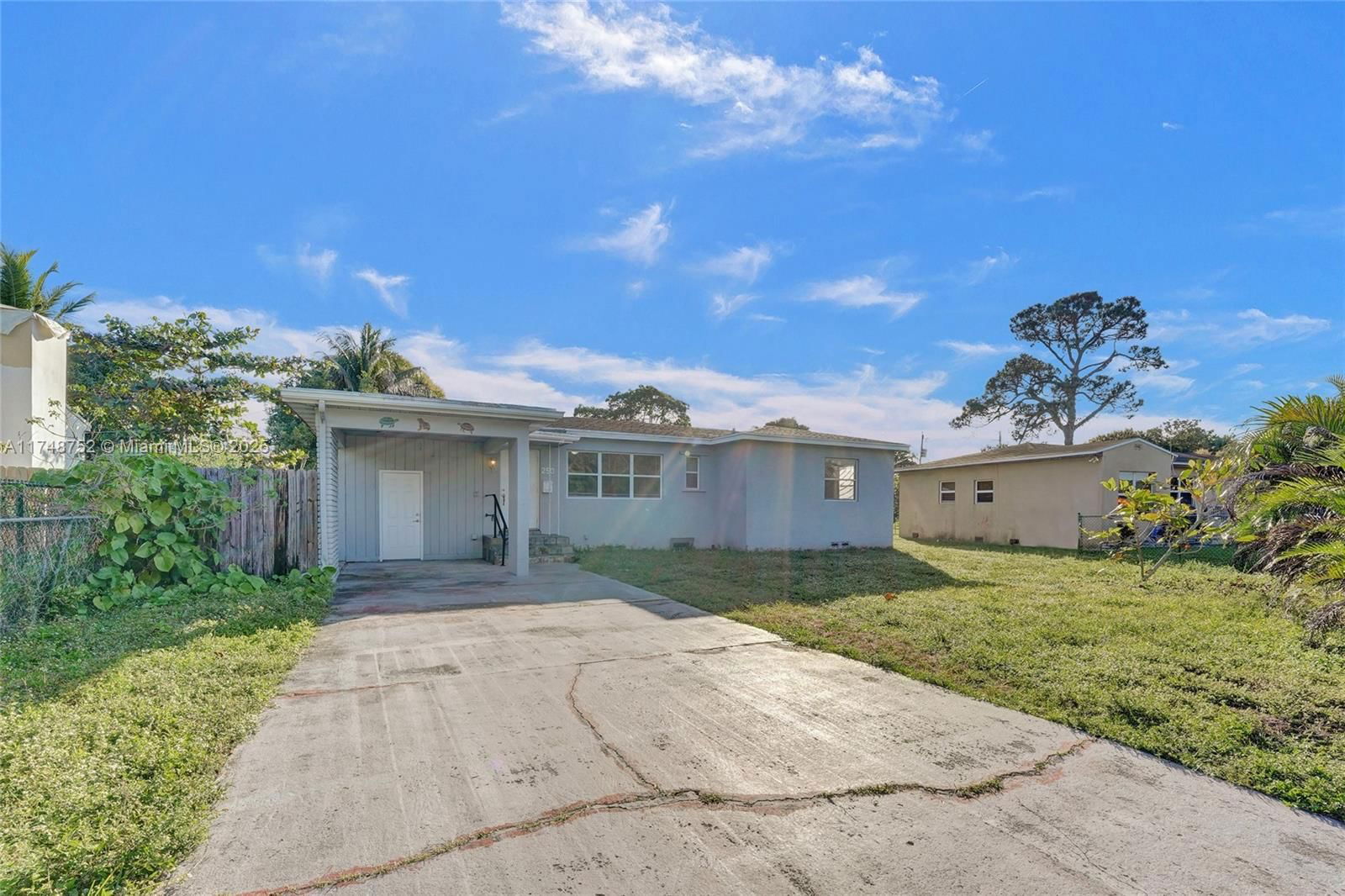 Real estate property located at 250 Carolina Ave, Broward, Melrose Park Sect 1, Fort Lauderdale, FL