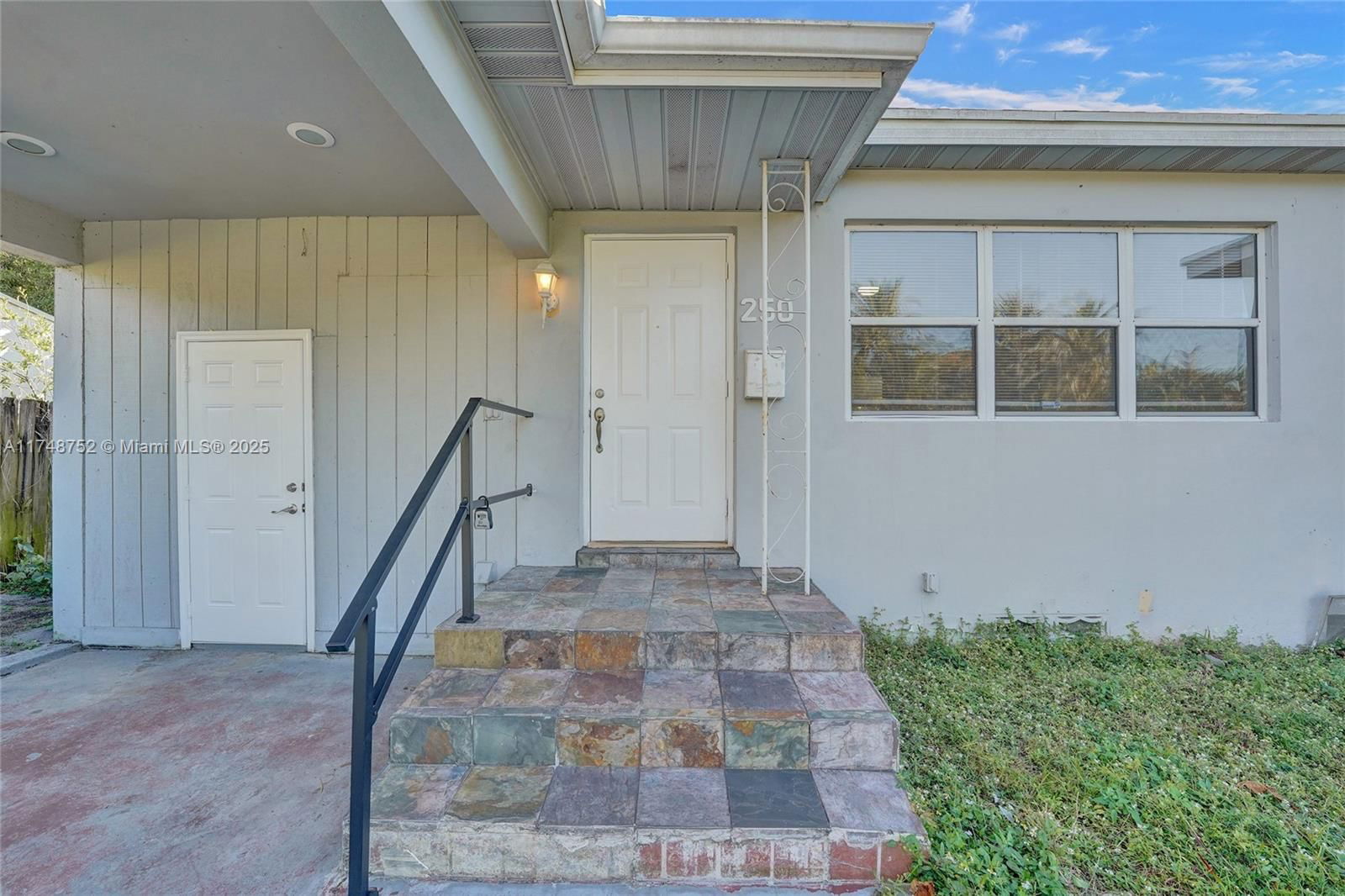 Real estate property located at 250 Carolina Ave, Broward, Melrose Park Sect 1, Fort Lauderdale, FL