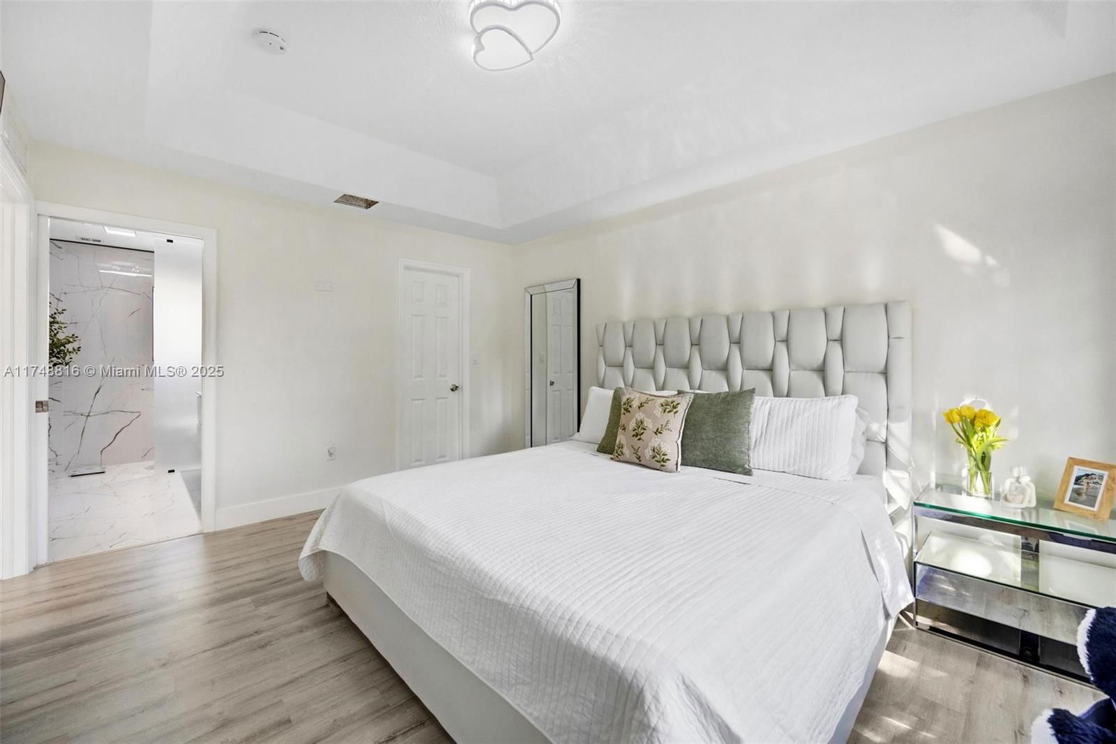 Real estate property located at 8851 208th Ter, Miami-dade, Pelican Bay At Old Cutler, Cutler Bay, FL