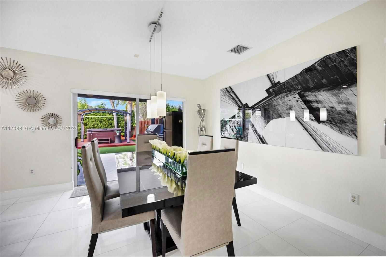 Real estate property located at 8851 208th Ter, Miami-dade, Pelican Bay At Old Cutler, Cutler Bay, FL