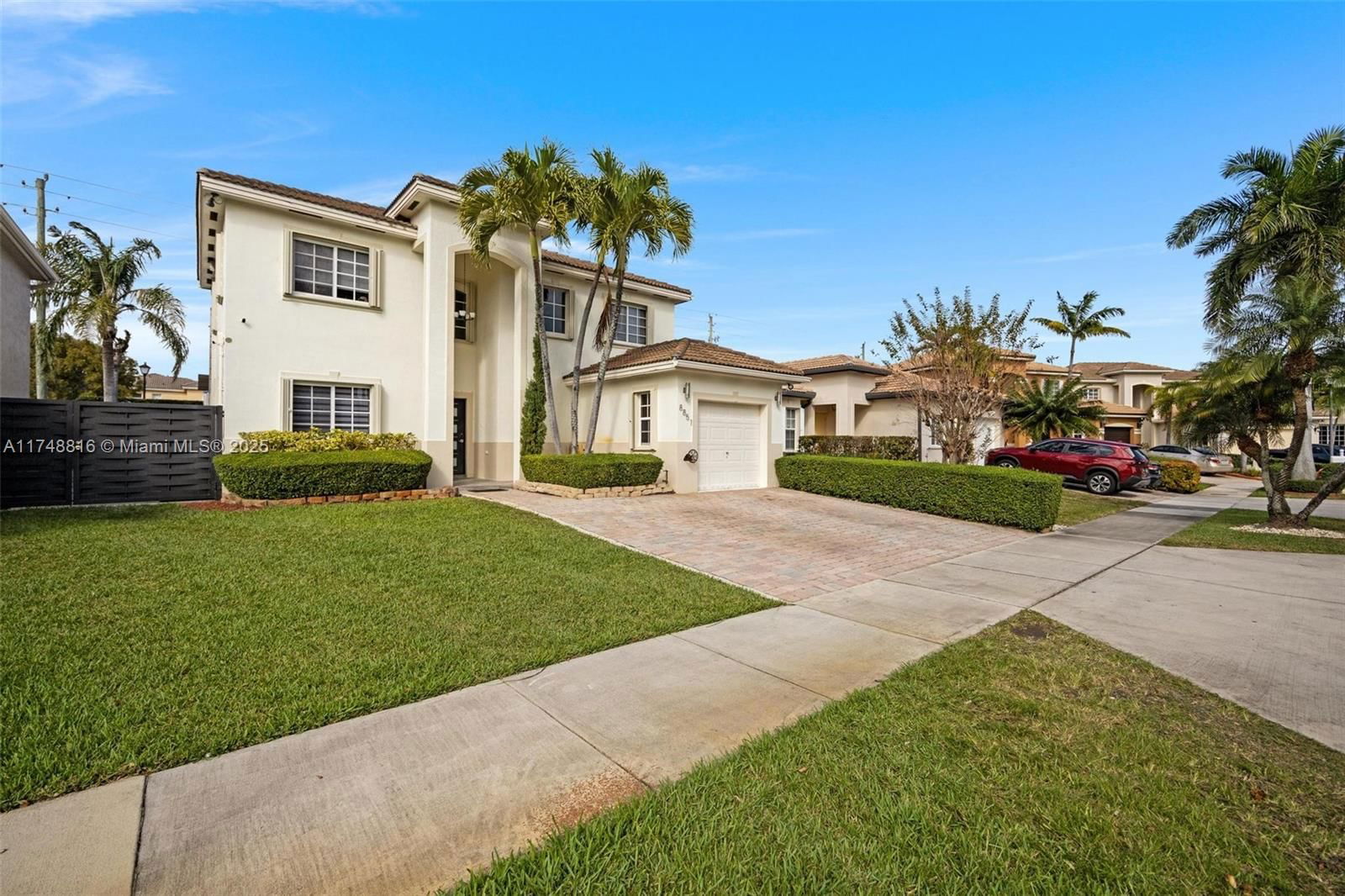 Real estate property located at 8851 208th Ter, Miami-dade, Pelican Bay At Old Cutler, Cutler Bay, FL