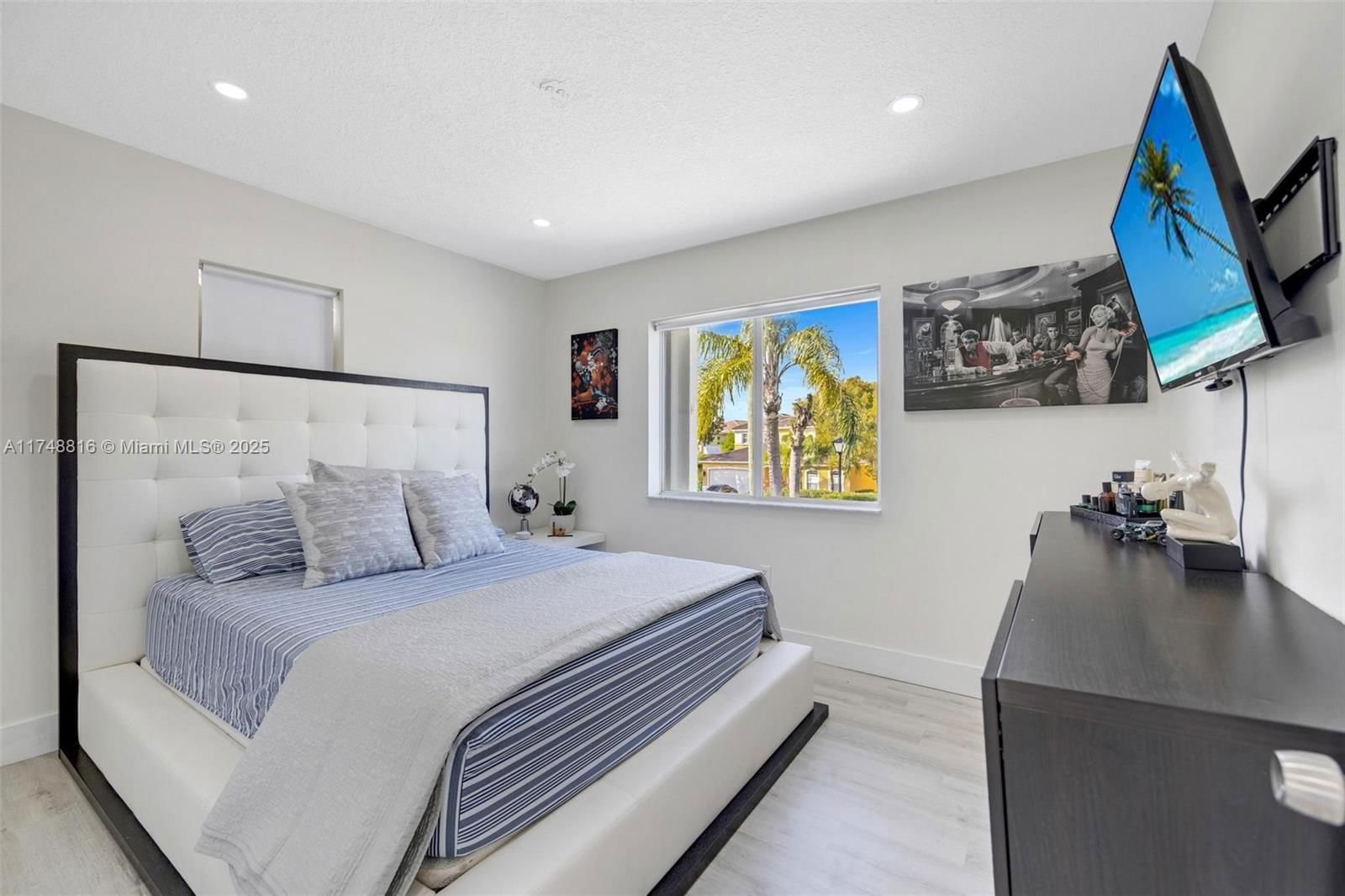 Real estate property located at 8851 208th Ter, Miami-dade, Pelican Bay At Old Cutler, Cutler Bay, FL